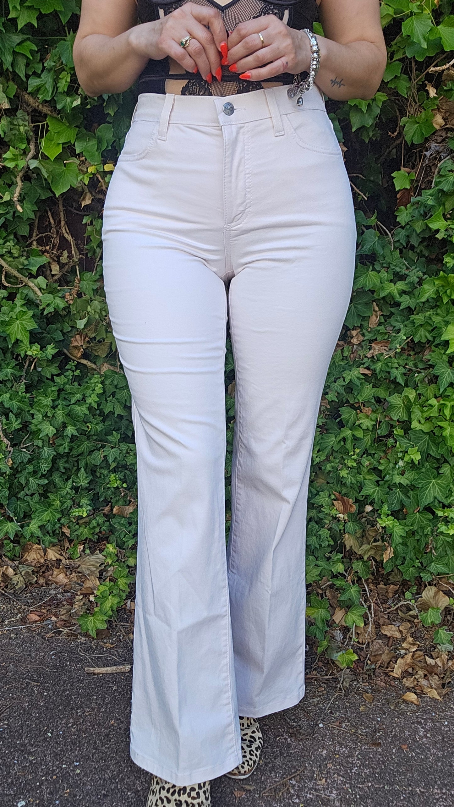 NYDJ Bootcut style Flared High Waist Pants - Trousers