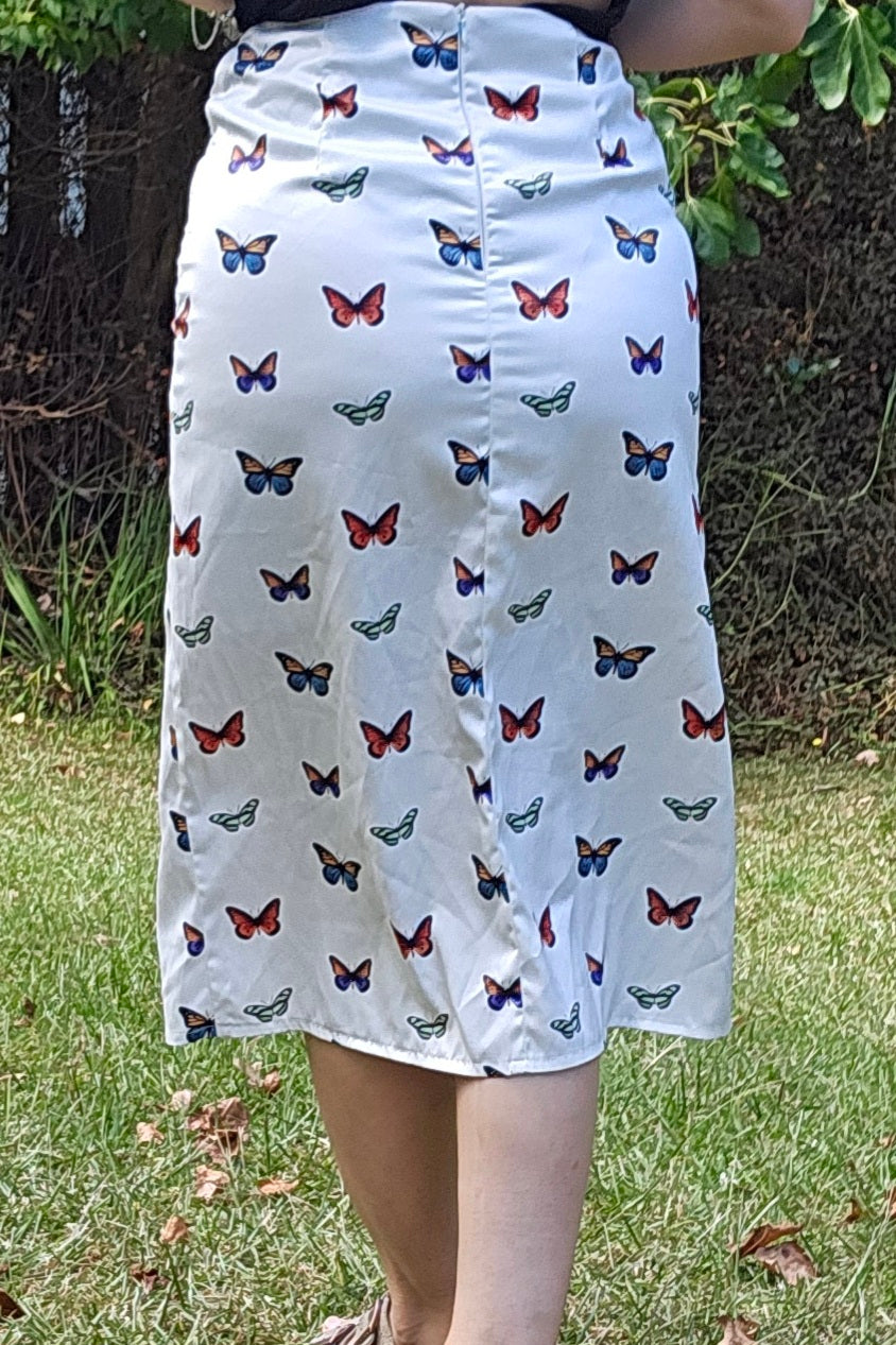 White Butterflies Midi skirt - Preloved skirt - Pink polka skirt