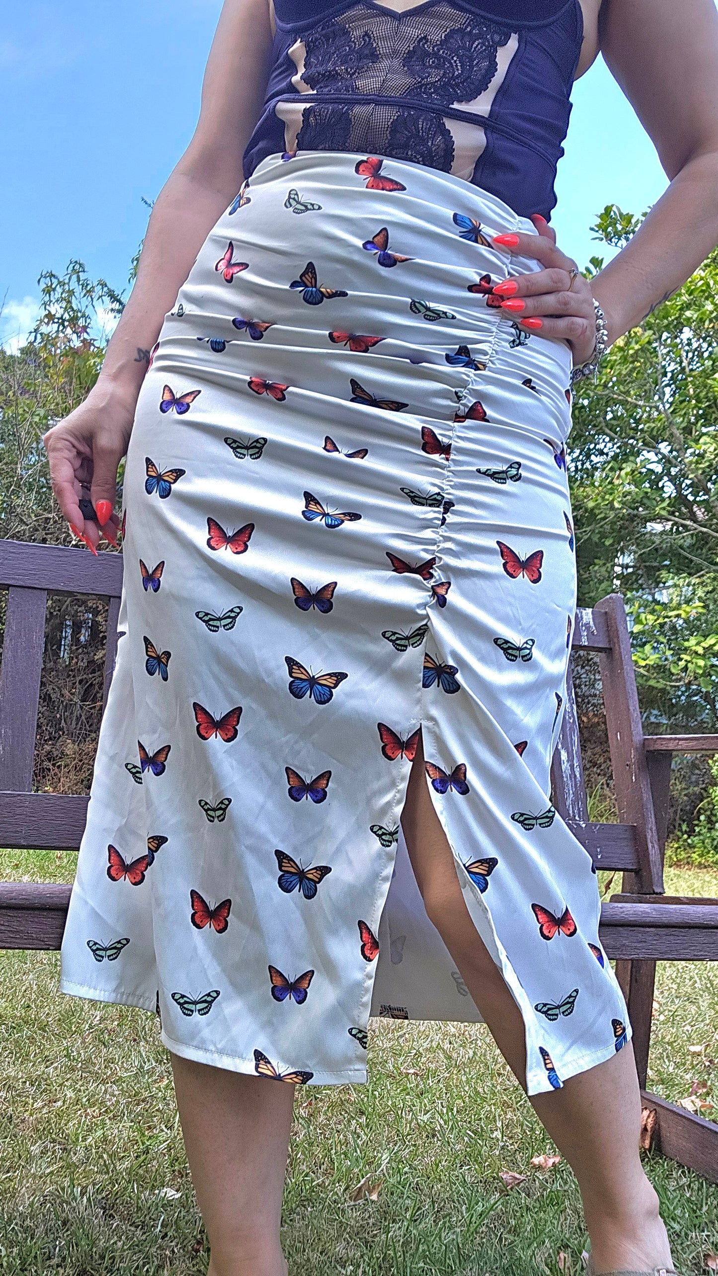 White Butterflies Midi skirt - Preloved skirt - Pink polka skirt