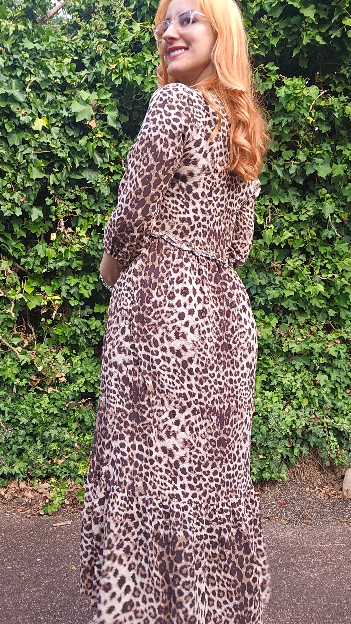 Gorgeous Midi Dress Leopard print Size 8.