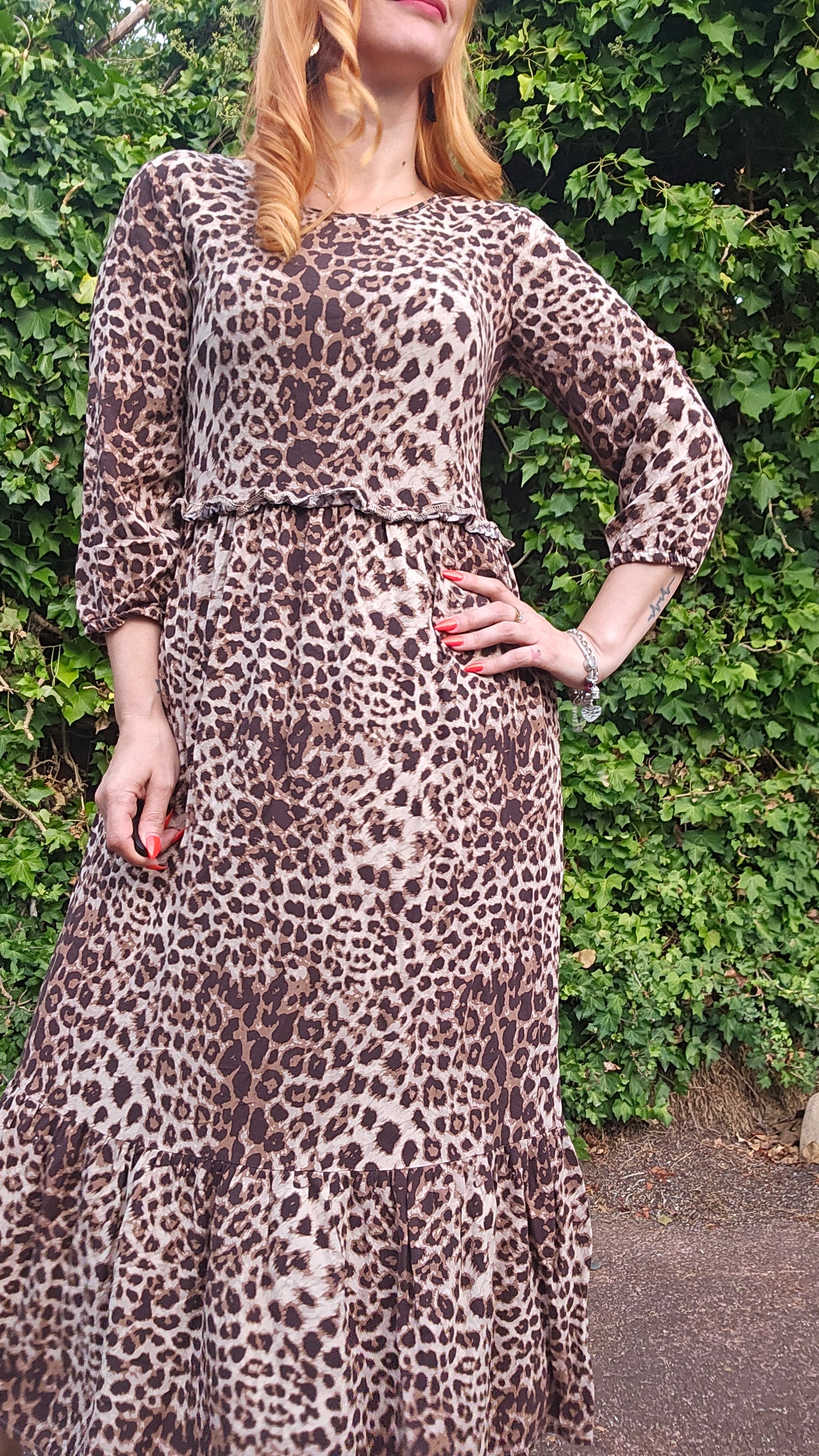 Gorgeous Midi Dress Leopard print Size 8.
