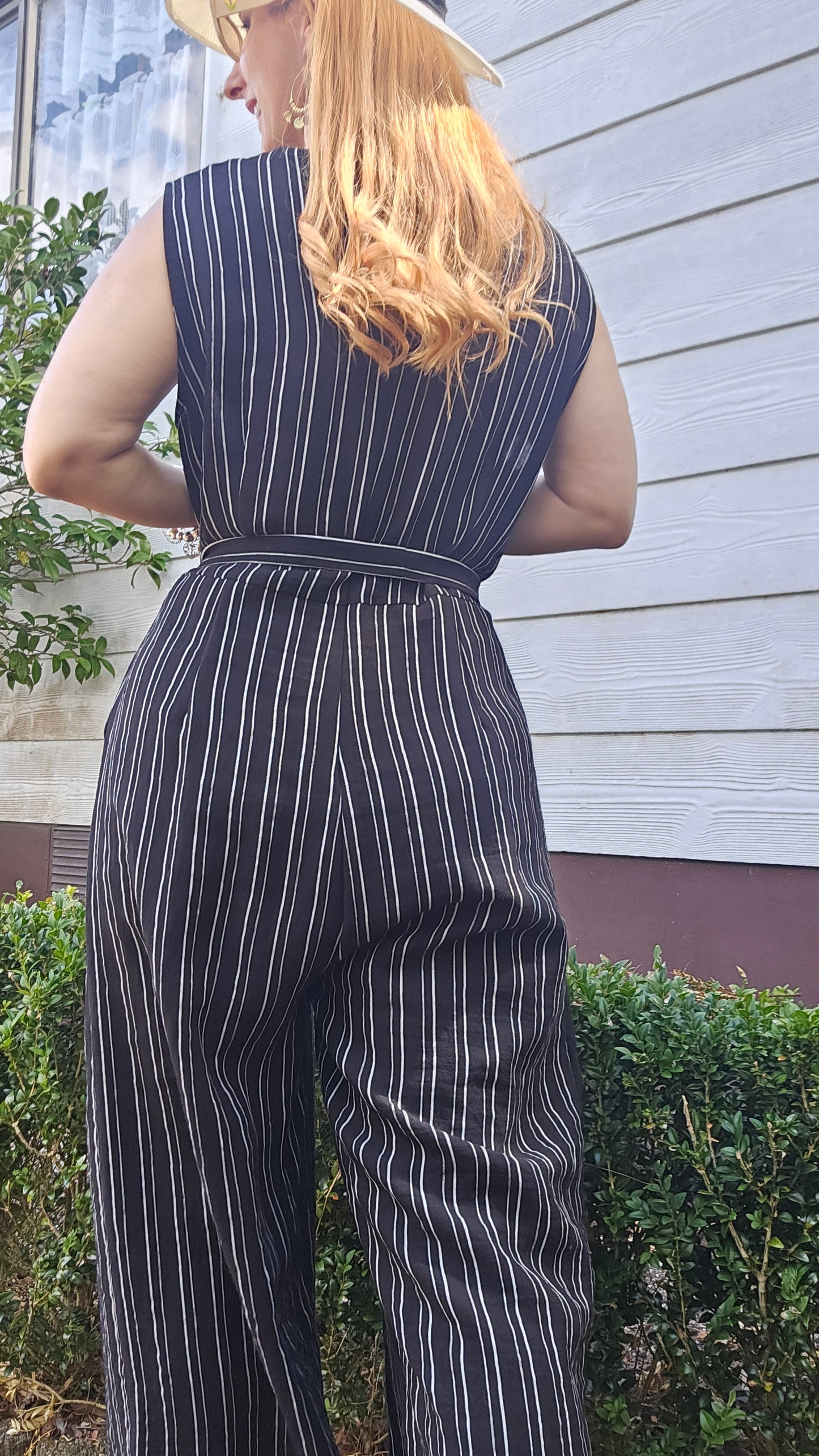 Lovely used Jumpsuit - Belted jumpsuit - Striped jumpsuit Size 14.