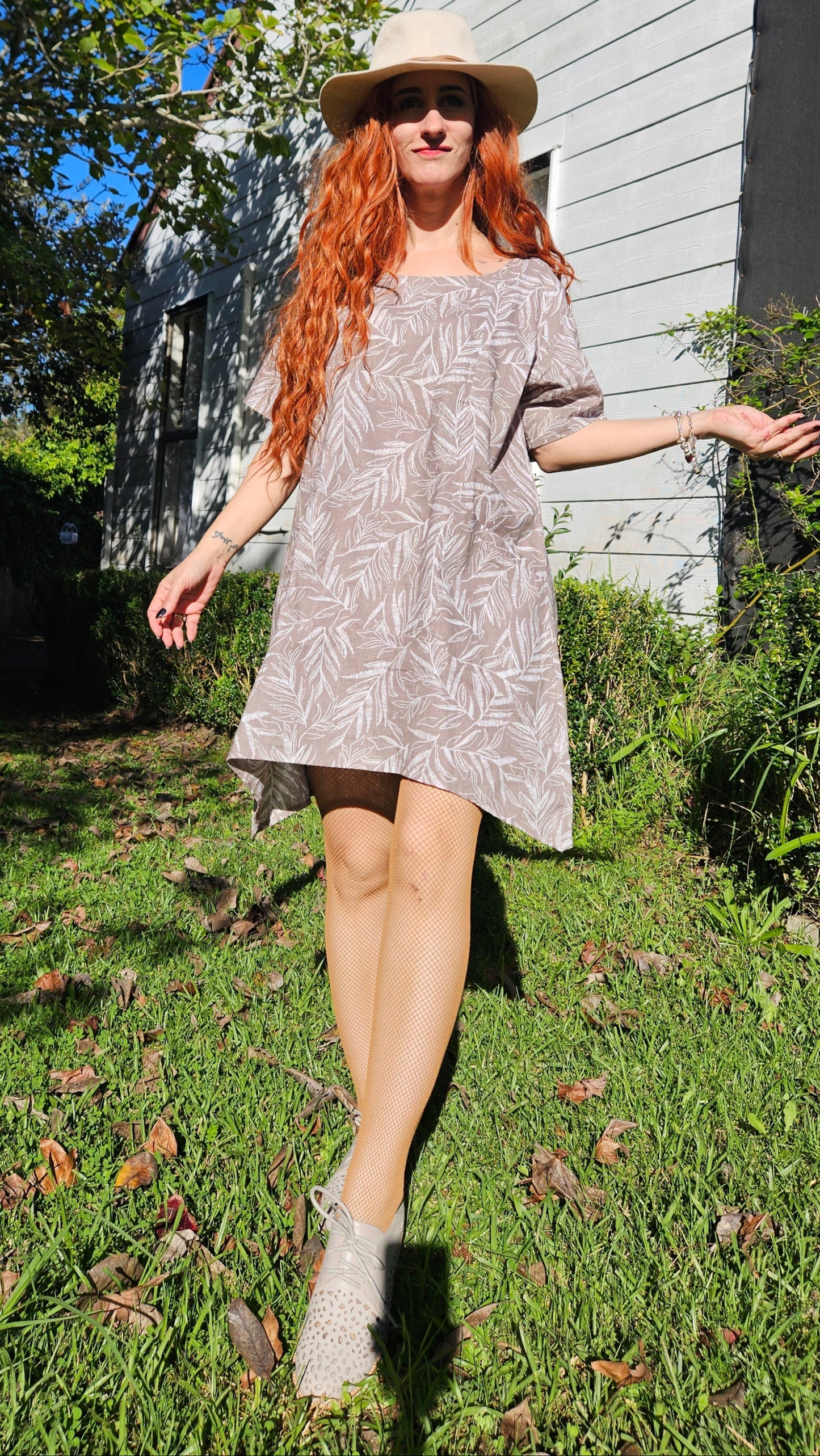 VIRTUELLE ts TAKING SHAPE  Dress Top Tunic  Sz 12 /  Leaf Linen/Cotton Top