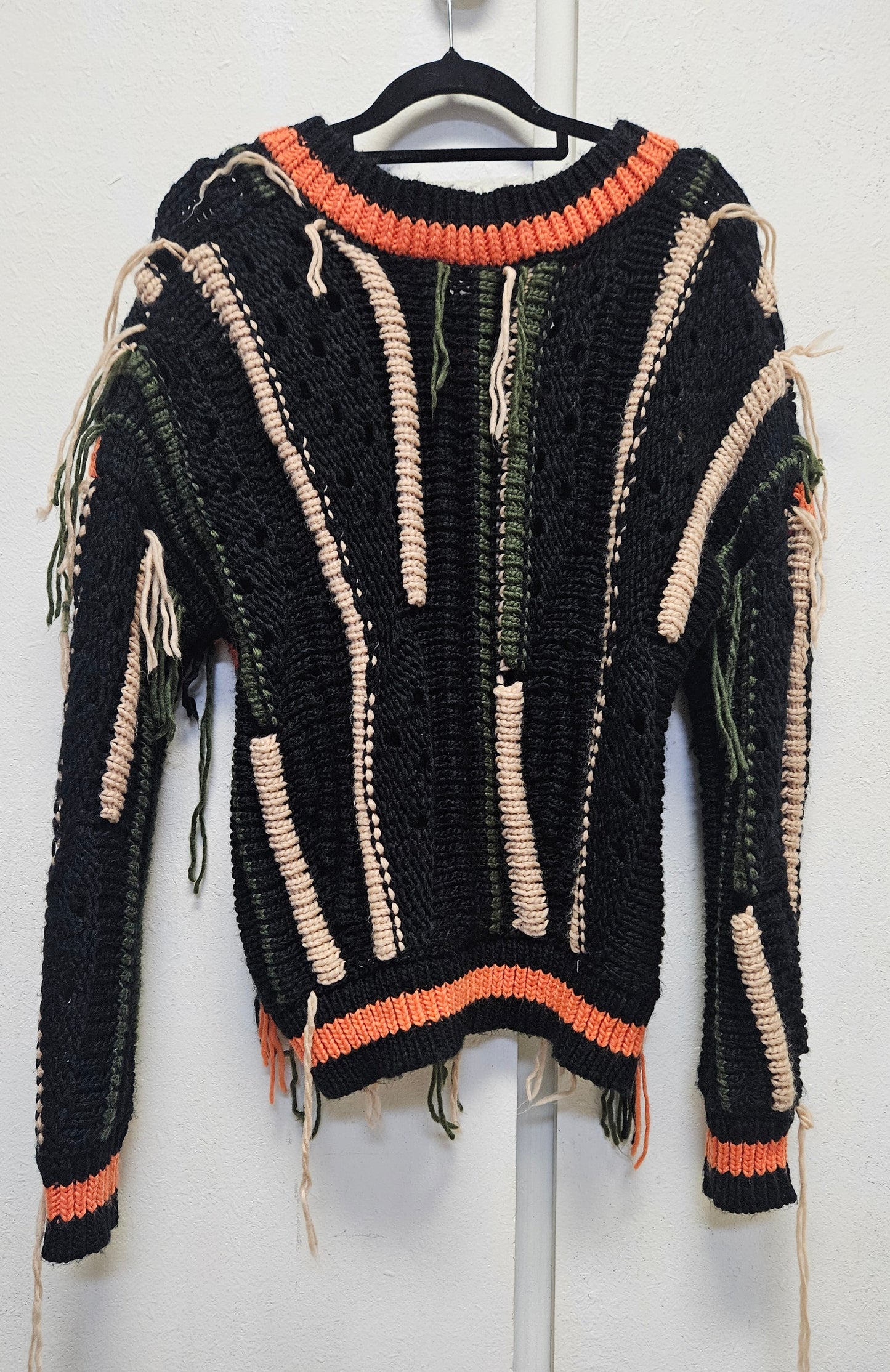 Knitted Crewneck Sweatshirt V-Neck Multi Color Fringe Sweater