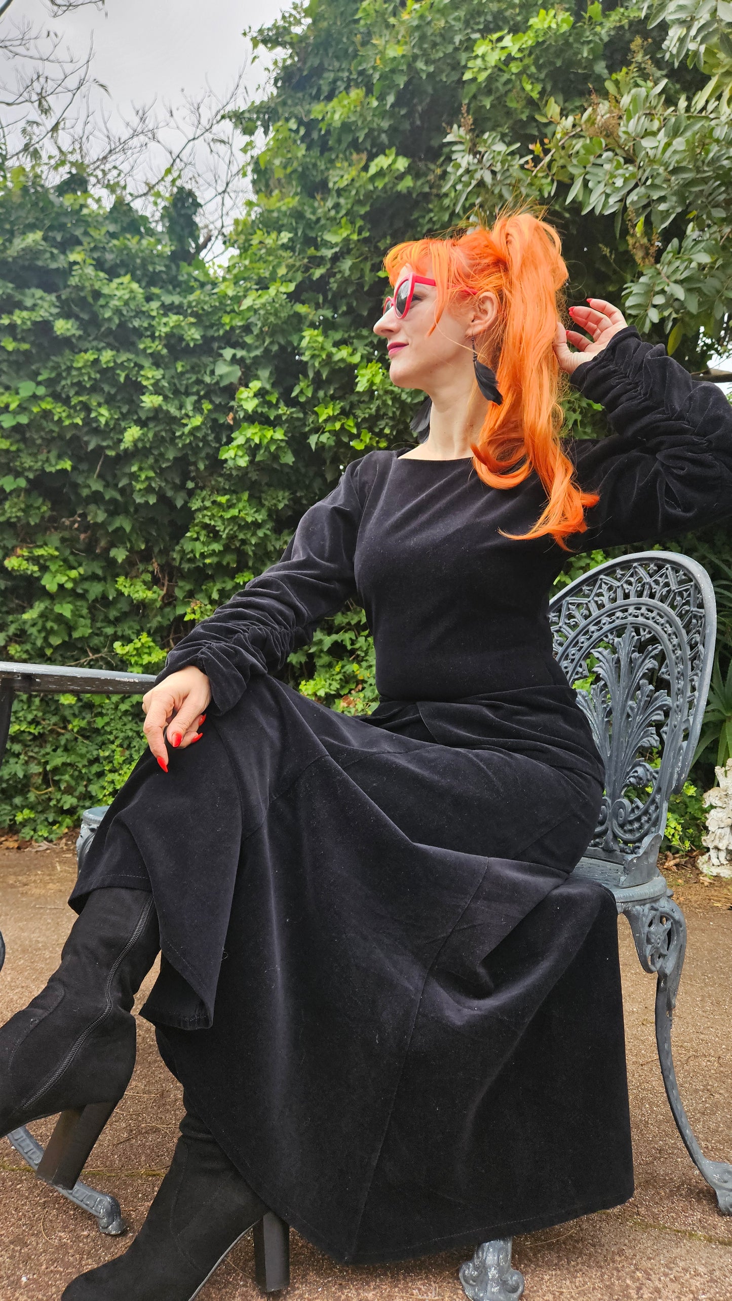 Women's Black Vintage Dress Beautiful preloved Dress Size 10