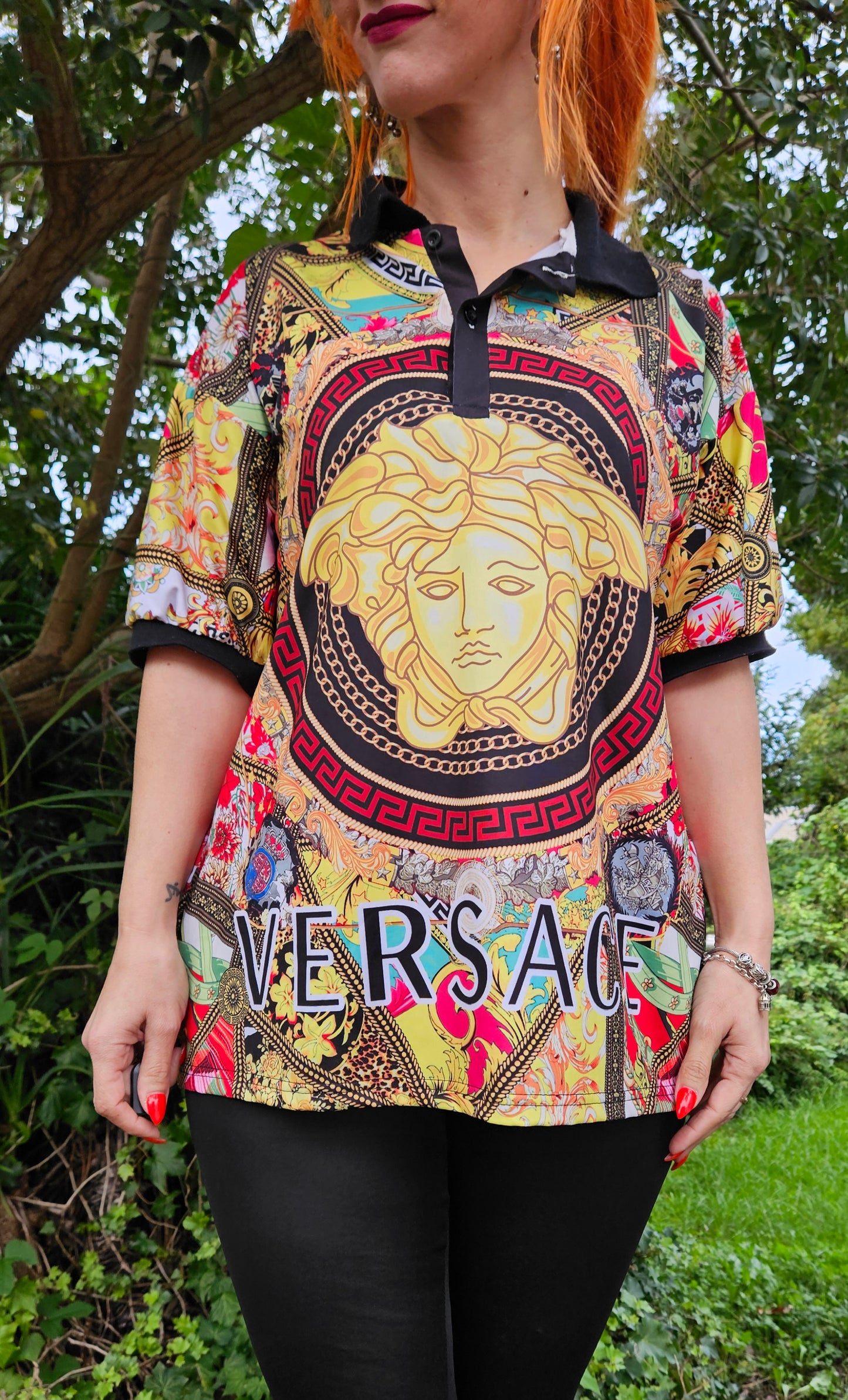 Versace T-shirt Size Large Women (Small Men's)