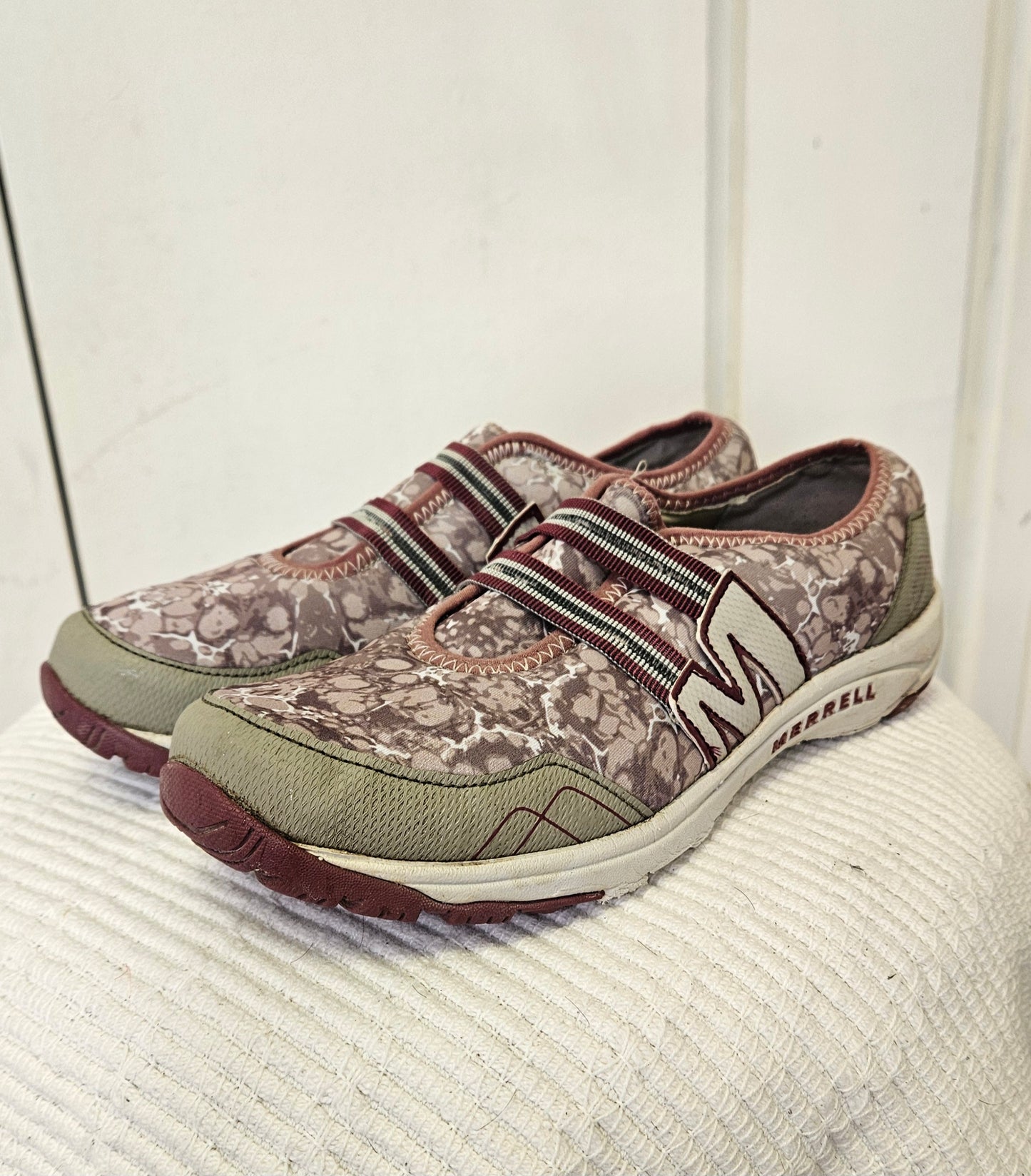 Merrell Kamori Eden Sneaker Shoes Womens shoes size 39/8.5