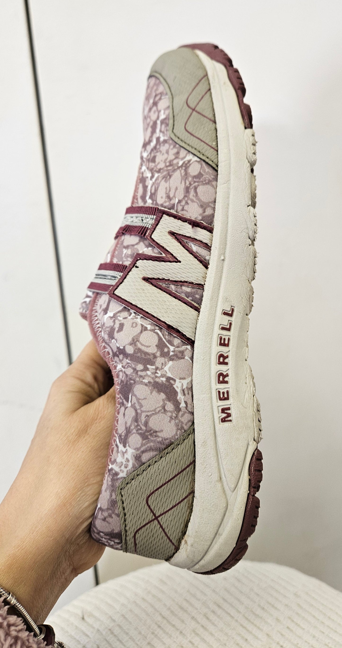 Merrell Kamori Eden Sneaker Shoes Womens shoes size 39/8.5