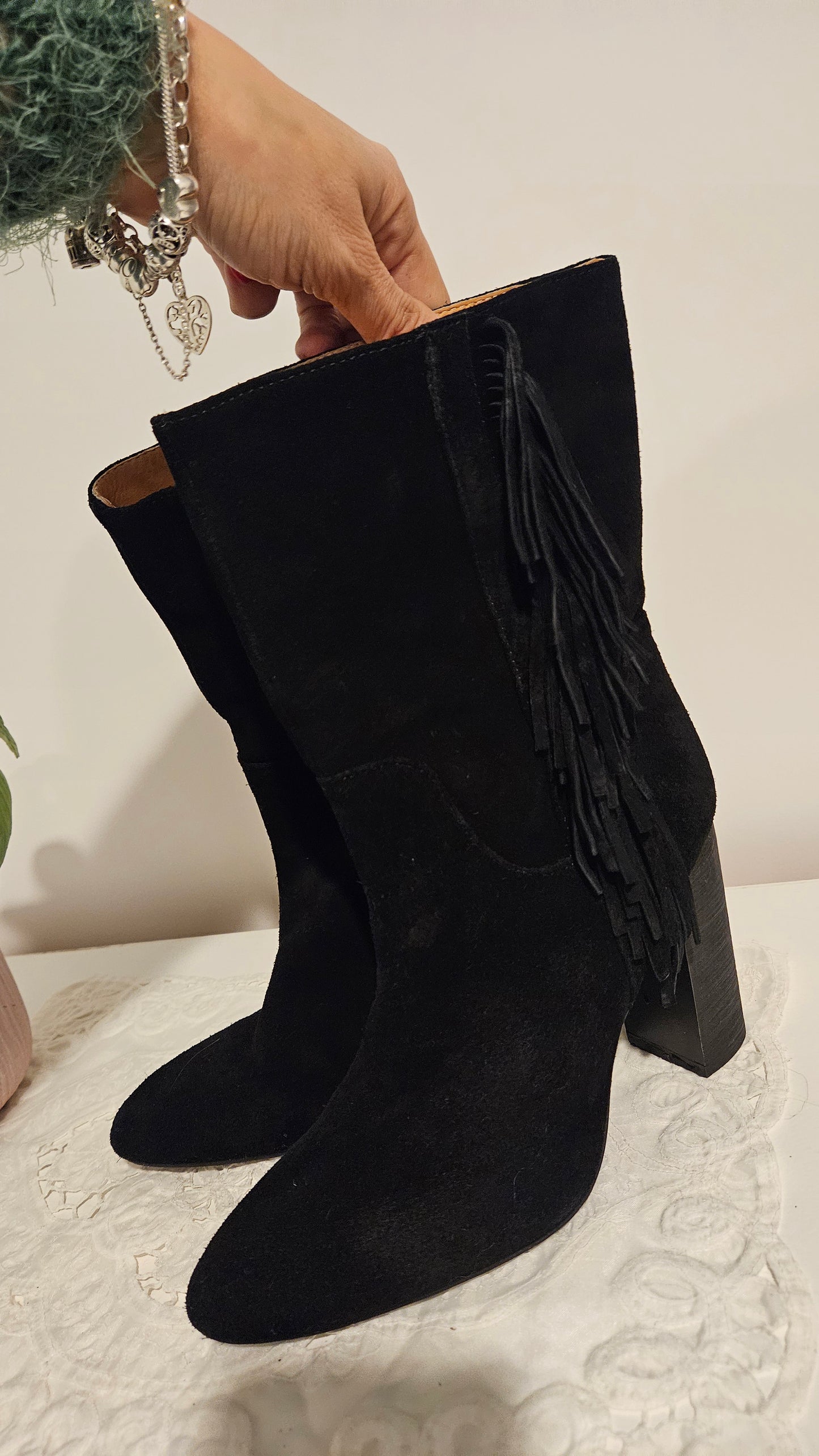 Sexy 100% Leather Boots Size 39