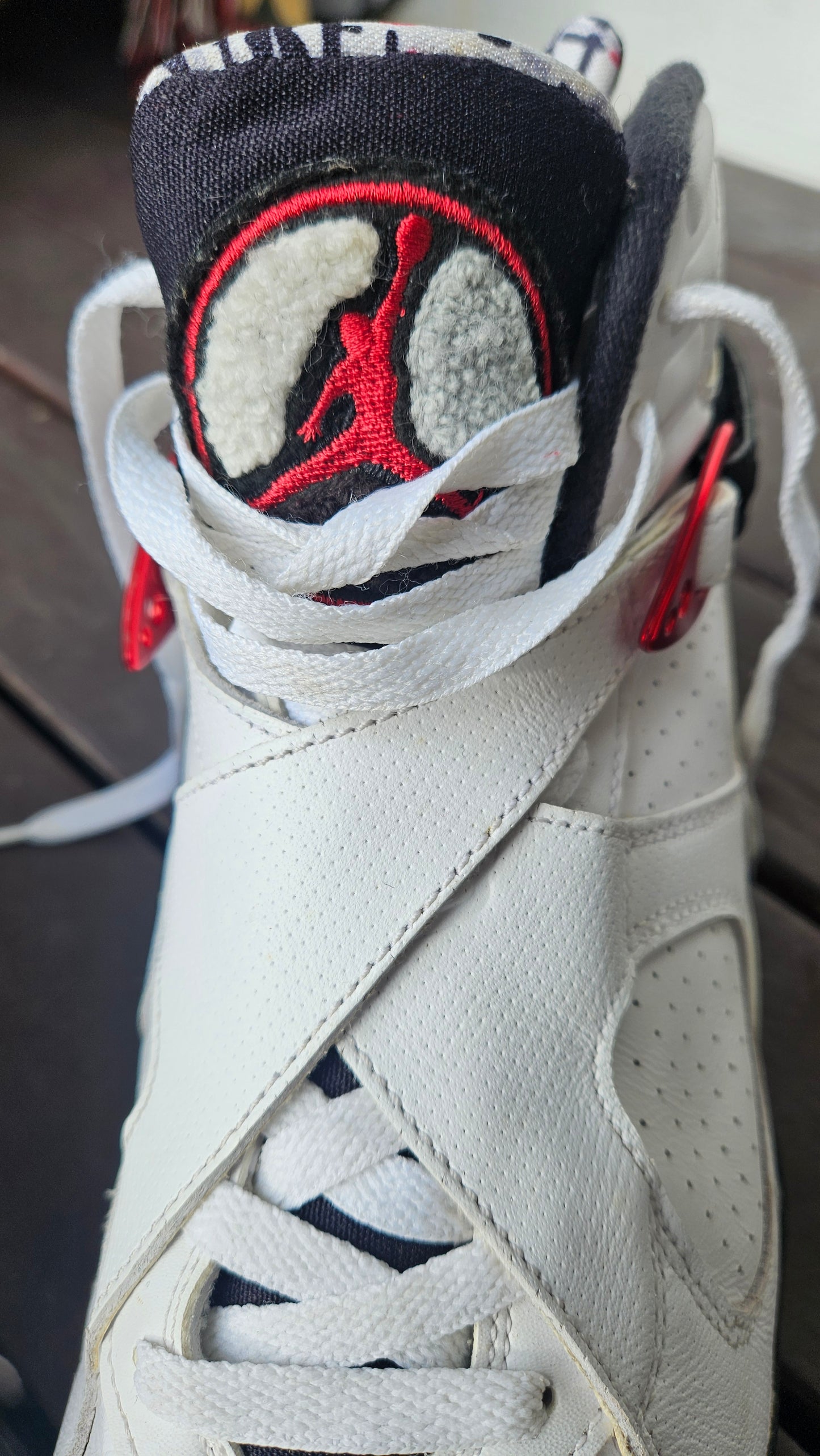 Nike Air Jordan 8 Retro Bugs Bunny Size US 9-42.5 EU. 2013 White Red Black Nike Sneakers Preloved Shoes