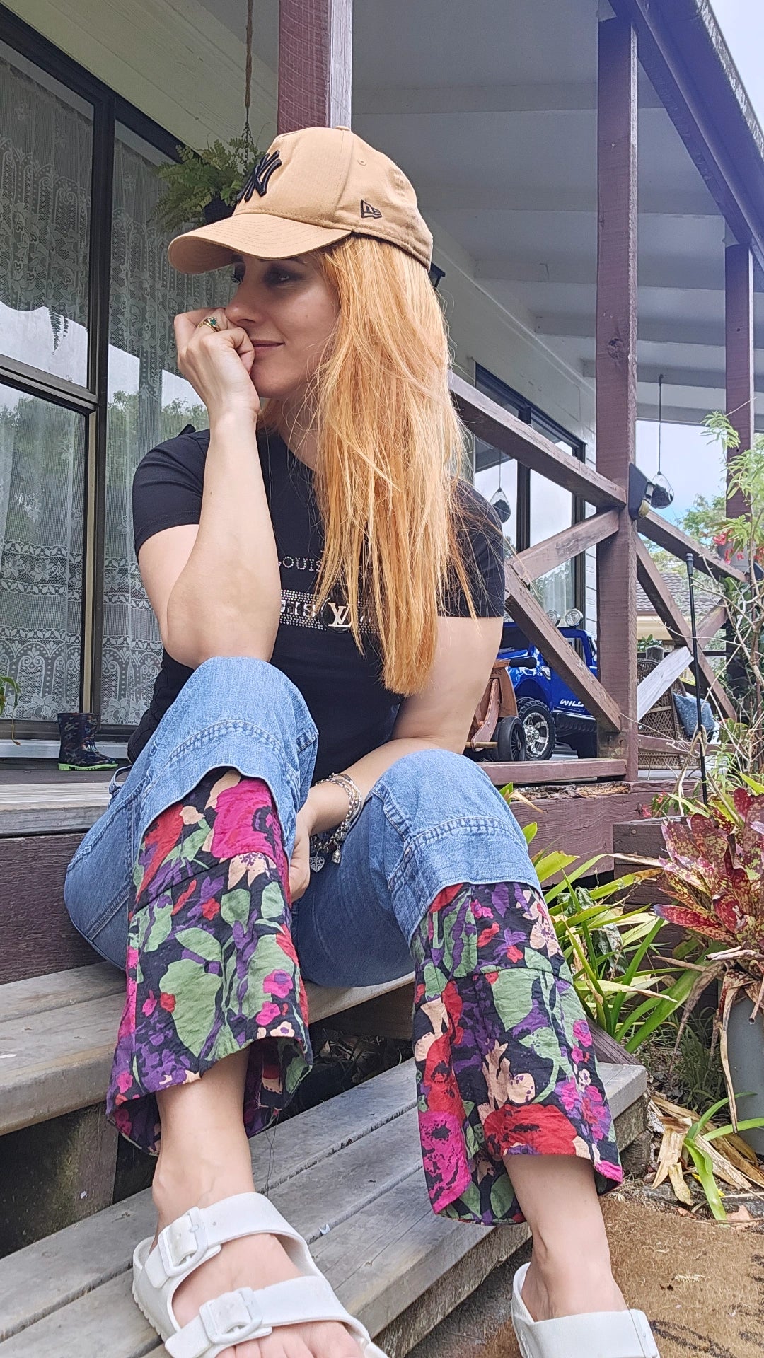 Bohemian Flared jeans. Y2K Pants. Festival Flares Size 32.