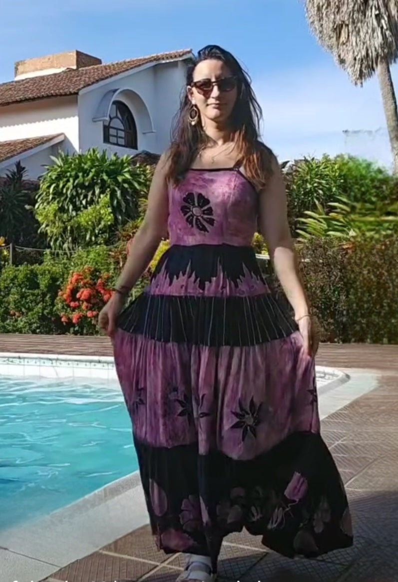 Vintage Inodnesian Maxi Dress 100% cotton