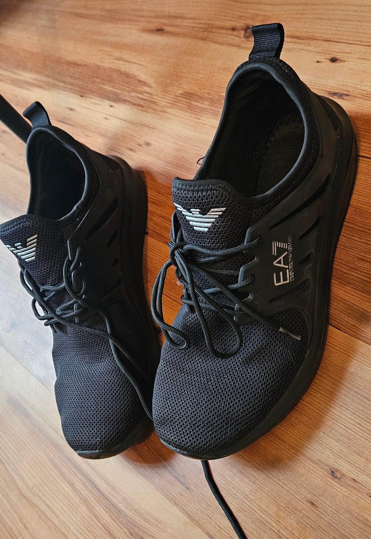 Armani exchange EA7 NEW MINIMAL RUNNING Sneaker size US10/44Eu