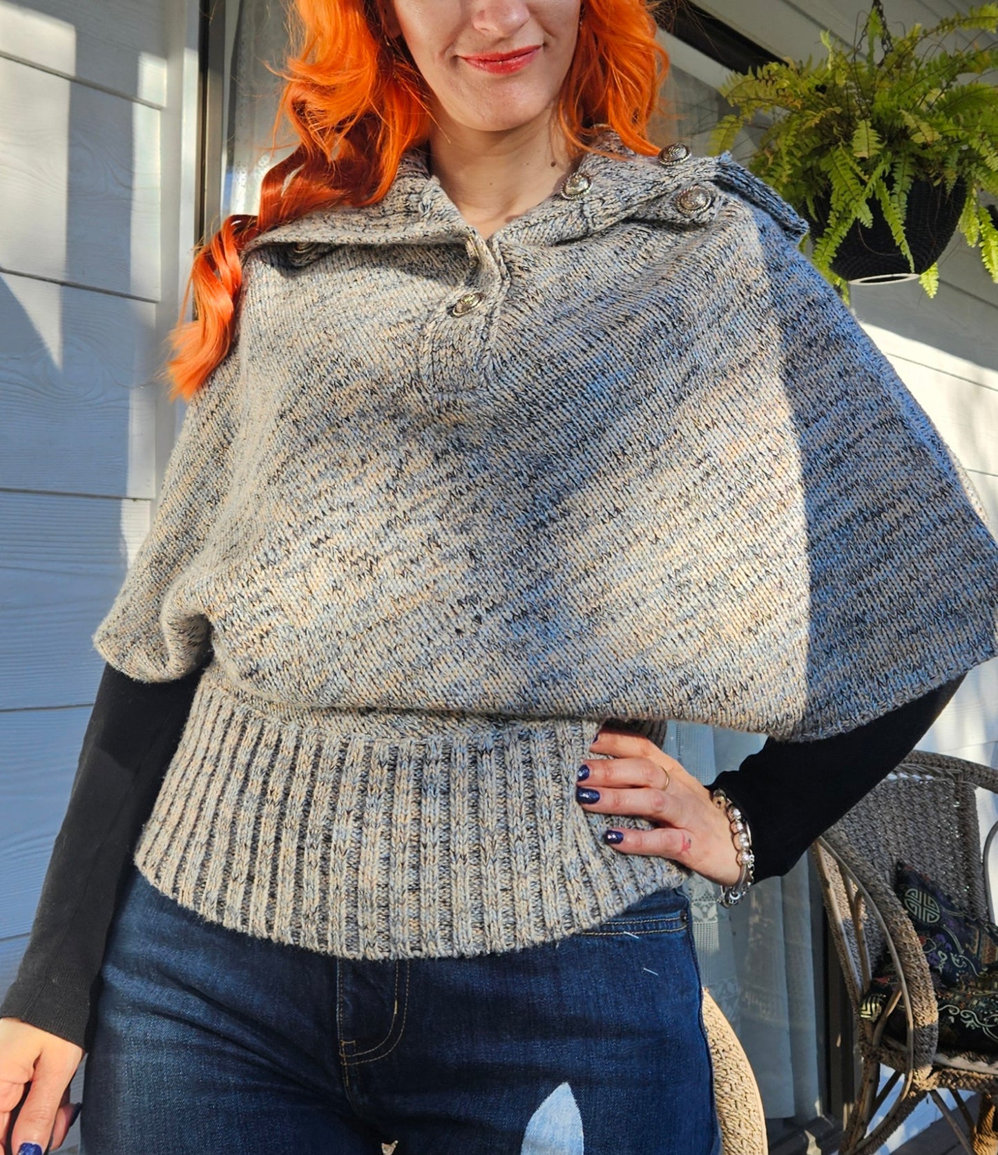 Lovely poncho - knit Poncho top style