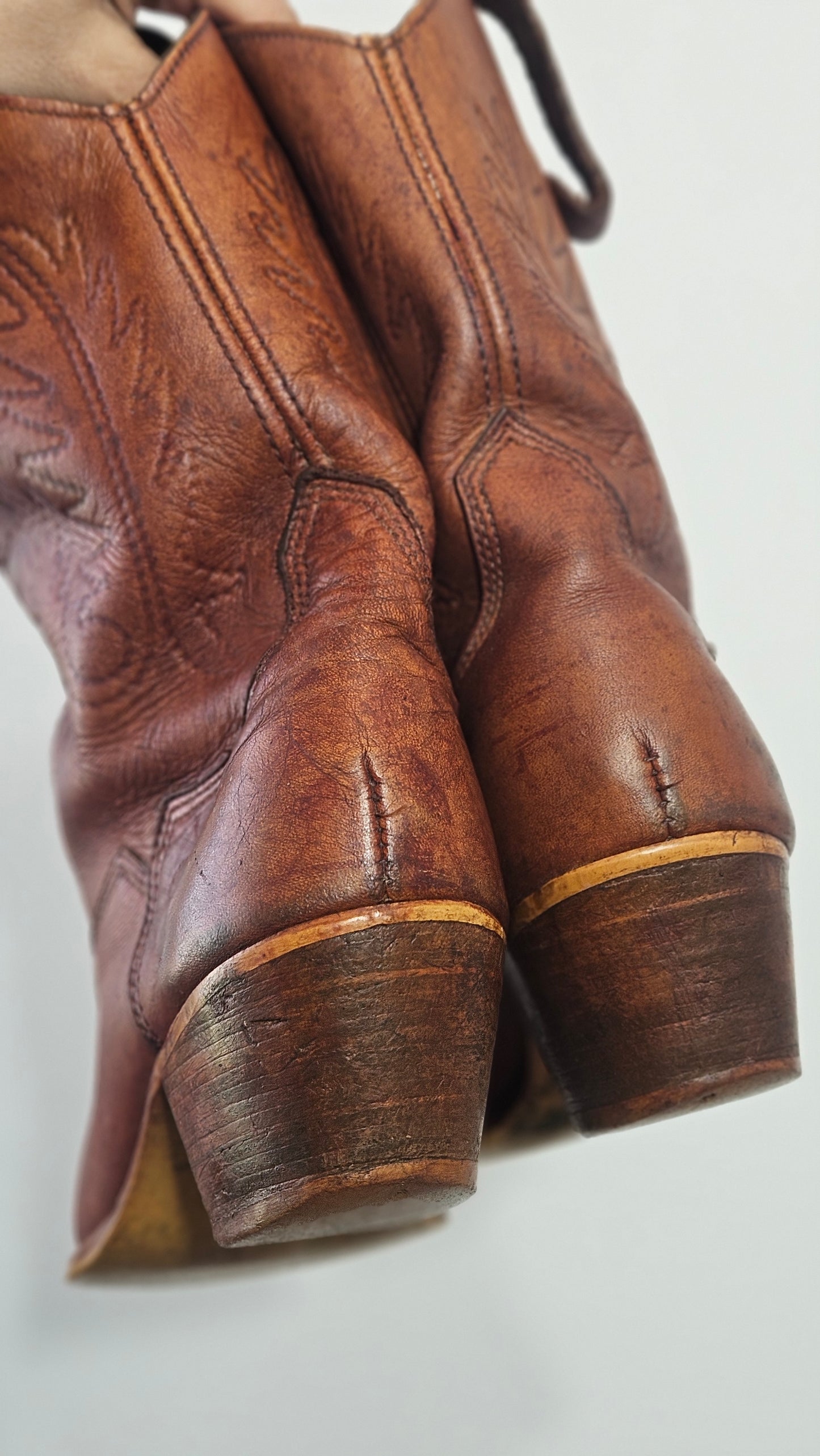 Vintage 1980s Dingo Genuine Leather Cowboy Slouch Boots