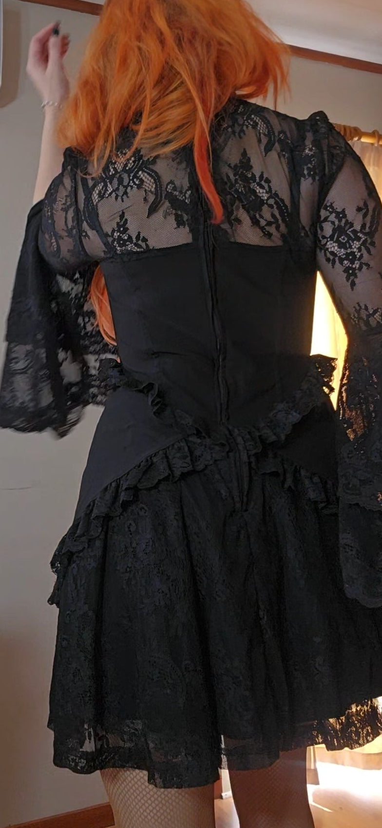 Romantic Gothic Lace Dress Size M