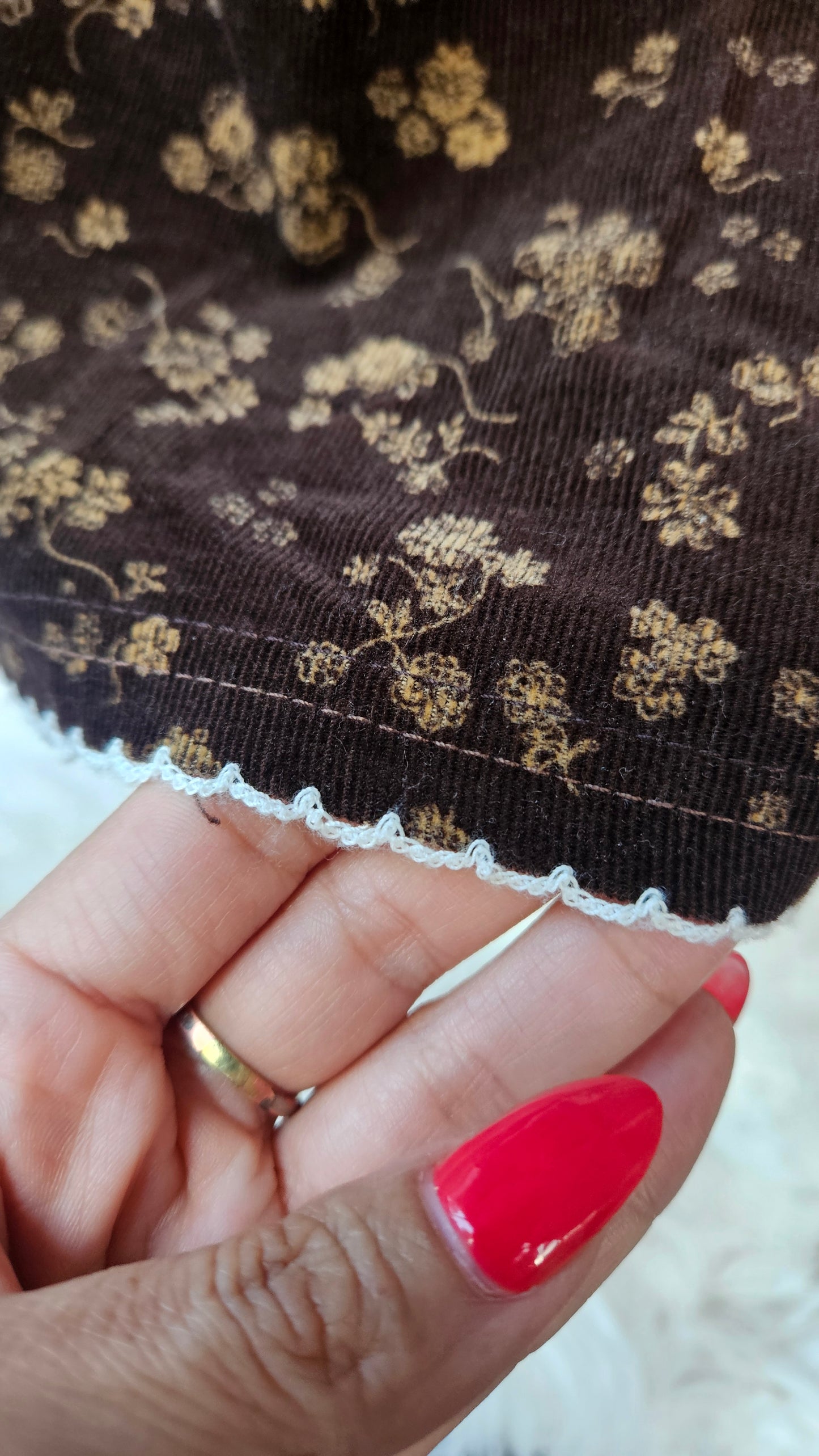 Vintage Midi Skirt - Preloved Skirt