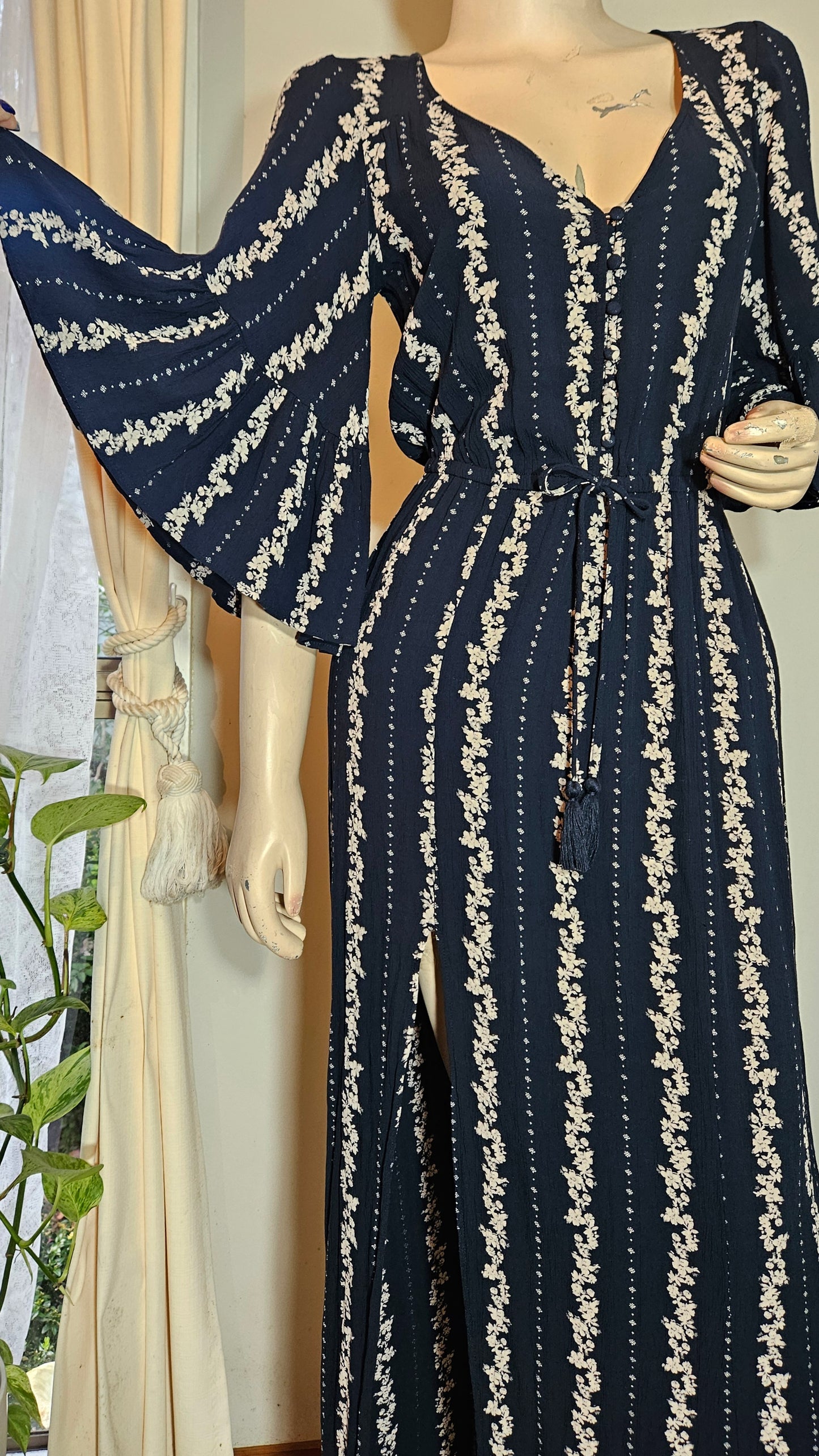 Bohemian Maxi Dress - AMERICAN EAGLE OUTFITERS Dress
