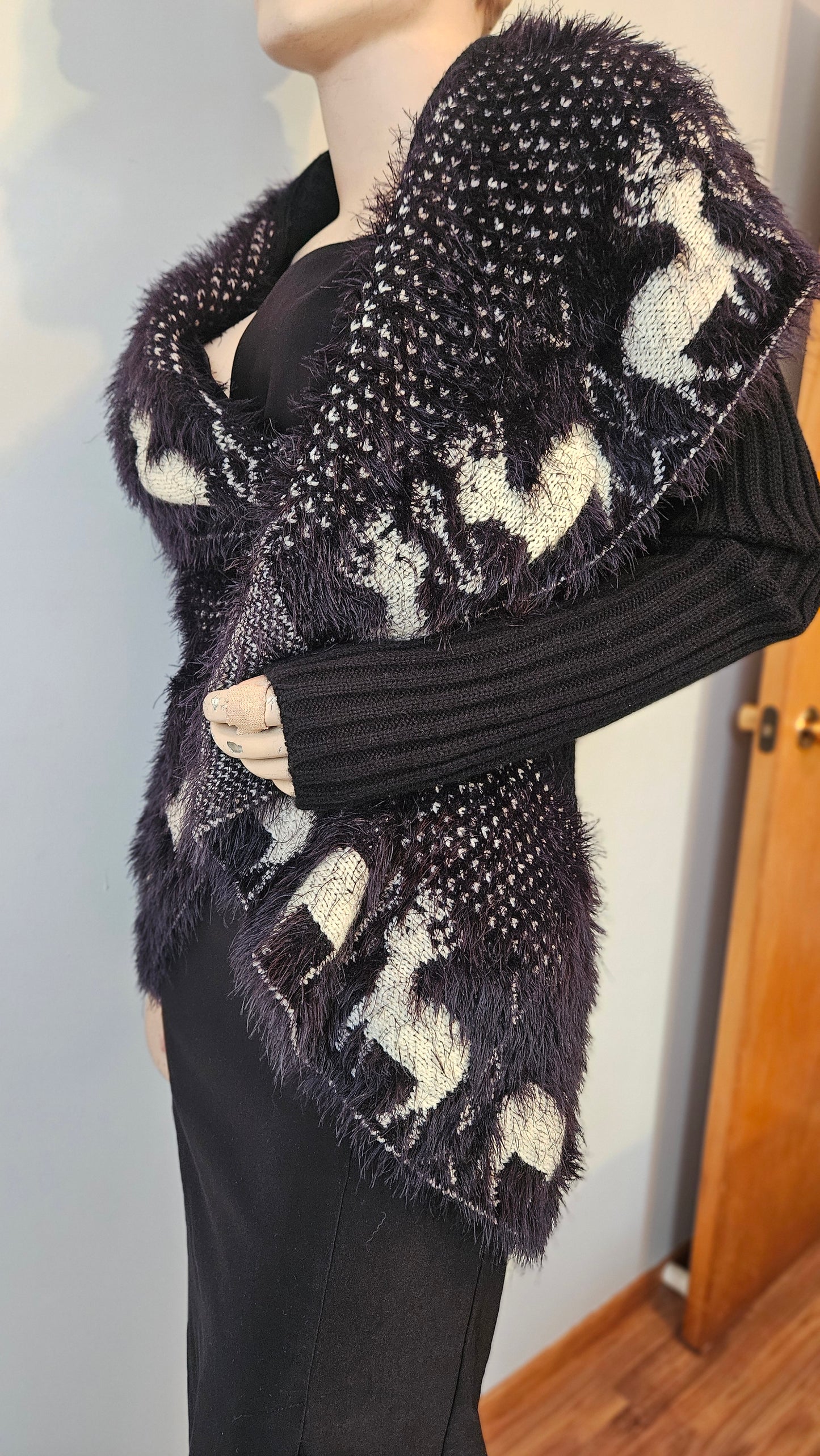 Cardi - Knitted Coat - ruffled Coat -Preloved Cardigan