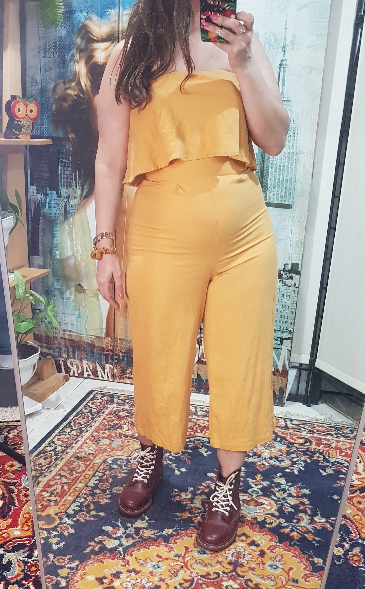 mustard glassons wide lego jumpsuit in good preloved condition. Size 6-8 available in our online second hand store