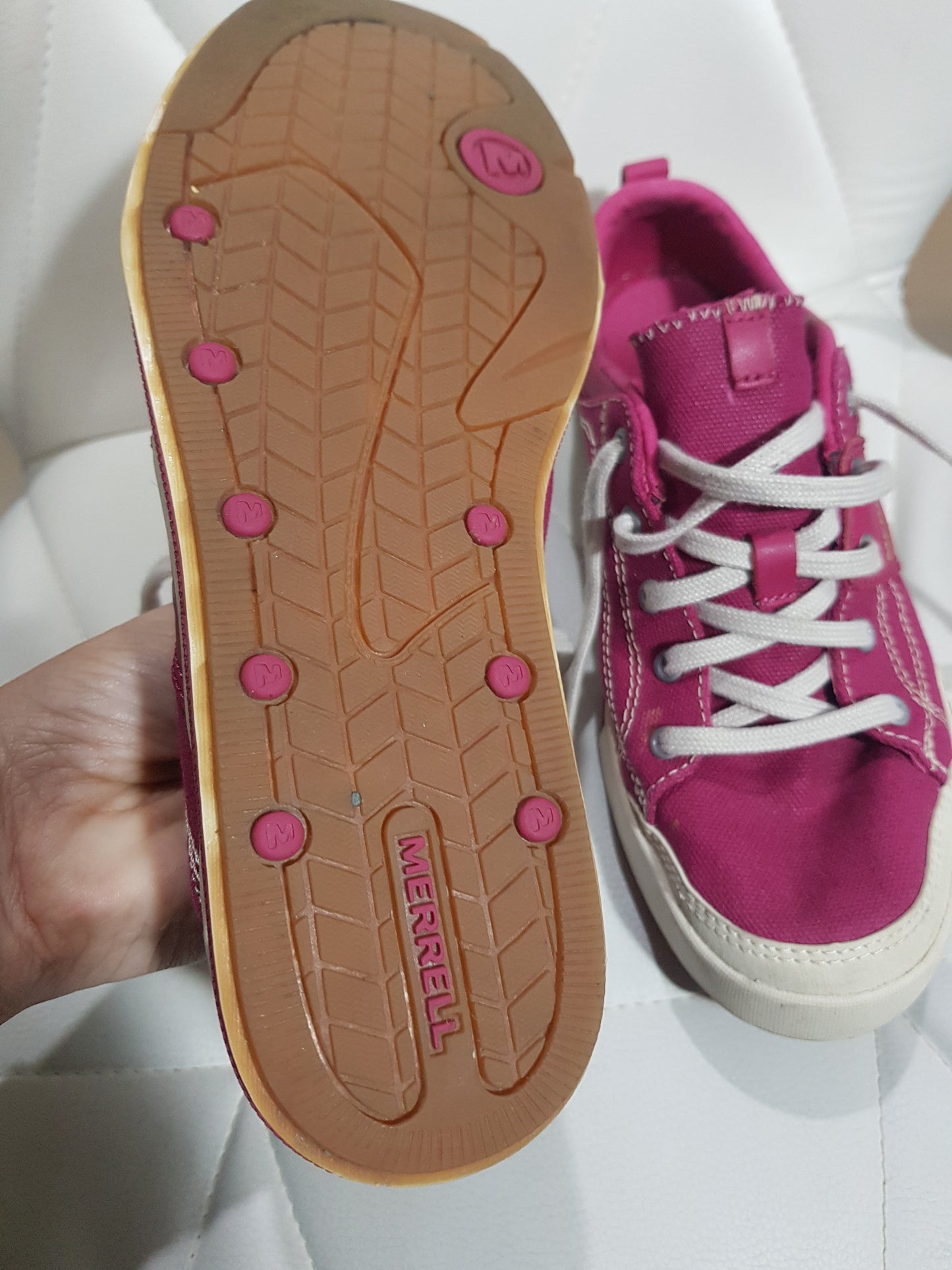 Women's Merrell "Beet Red" Casual Cool Sneaker Sz. 36/6