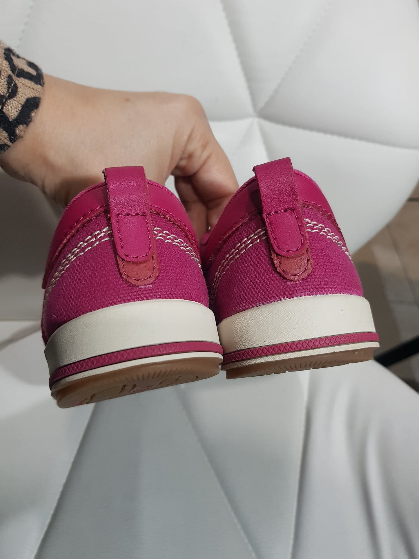 Women's Merrell "Beet Red" Casual Cool Sneaker Sz. 36/6