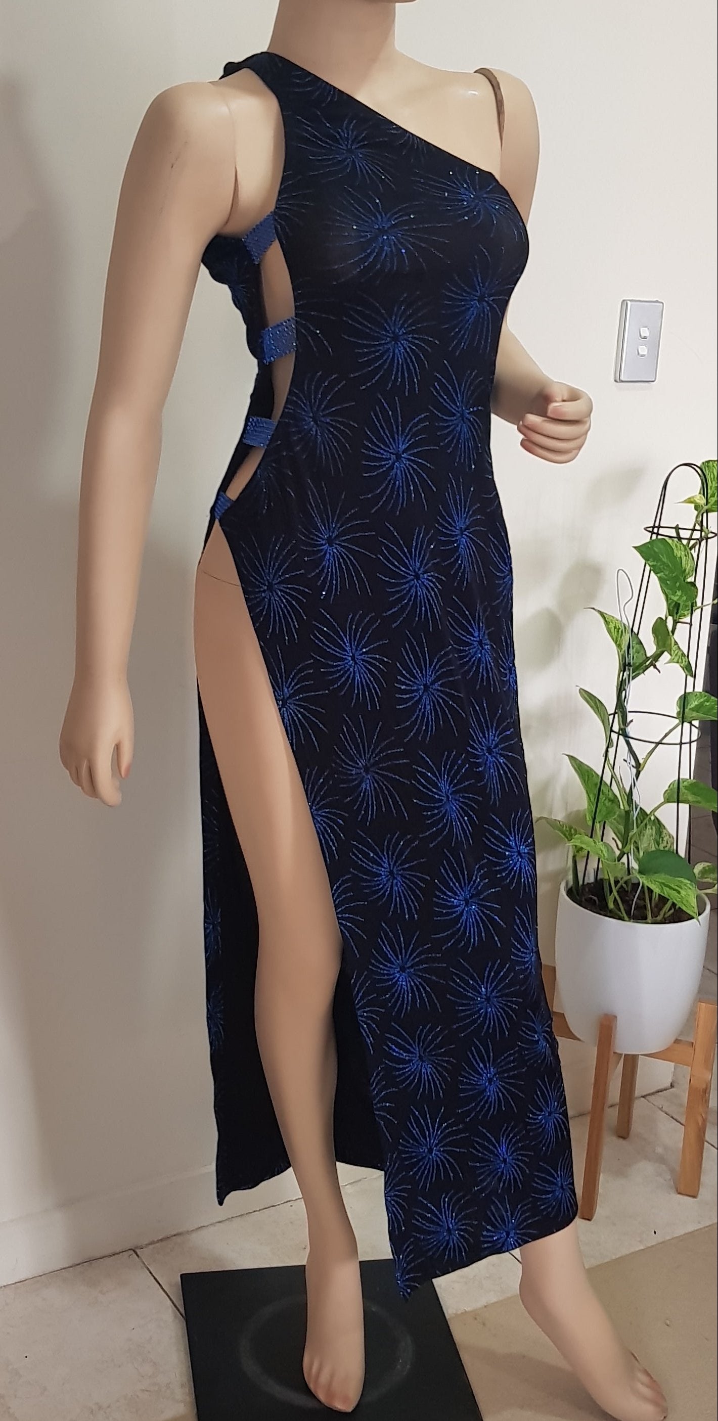 Sexy Evening Gown Dress in black and blue stretchy fabric in good preloved condition
