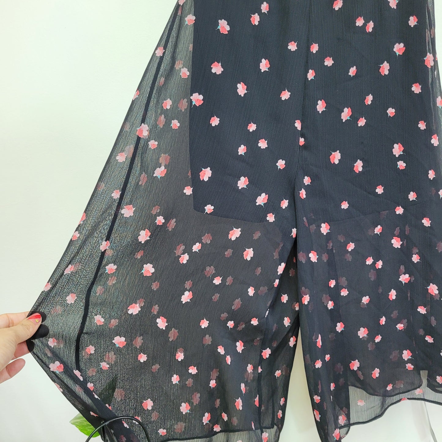 Lovely Playsuit - jumpsuit - Petite culotte Jumpsuit. Size 8.