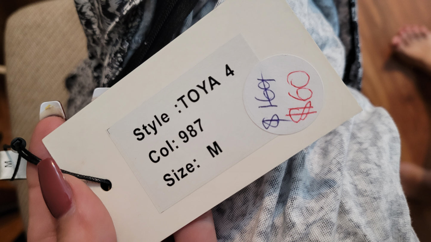 Soyaconcepts Jumpsuit NWT jumpsuit Size M. Super stretchy