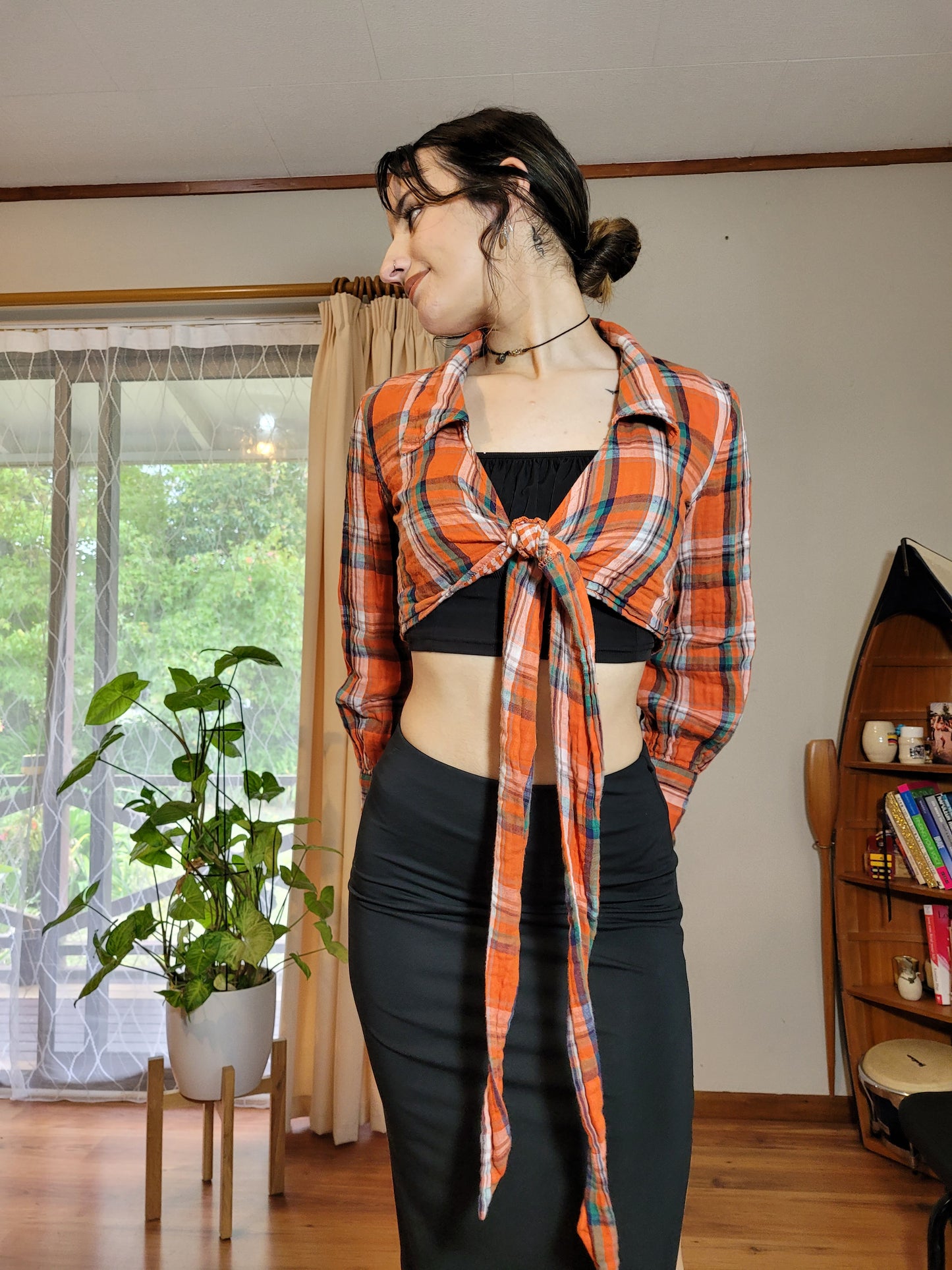 Knot Front Tie Shirt - Plaid Shirt - Cowgirl shirt
