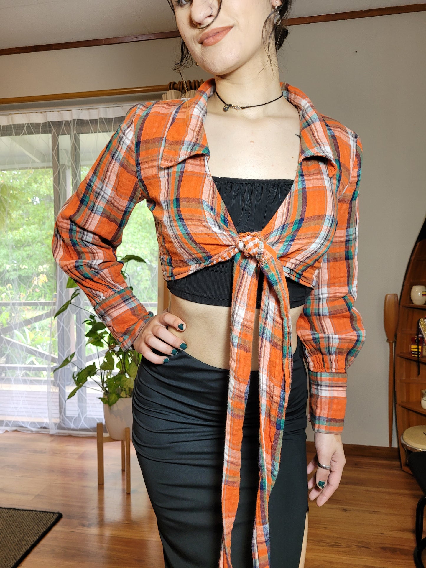 Knot Front Tie Shirt - Plaid Shirt - Cowgirl shirt