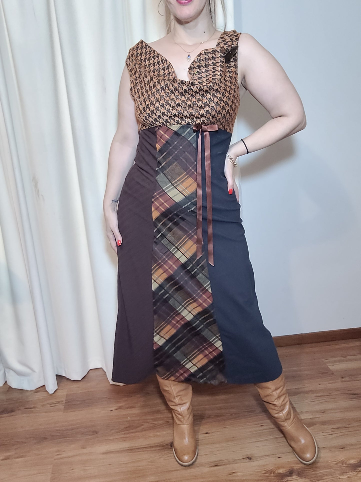 Vintage Dress made in NZ. Brown thrift dress