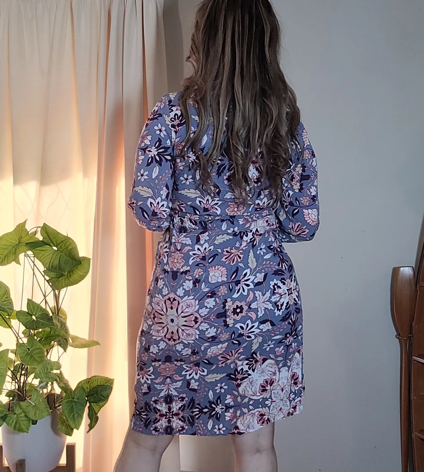 Casual Chic: Old Navy 3/4 Sleeves Dress - Size XS (Generously Styled)