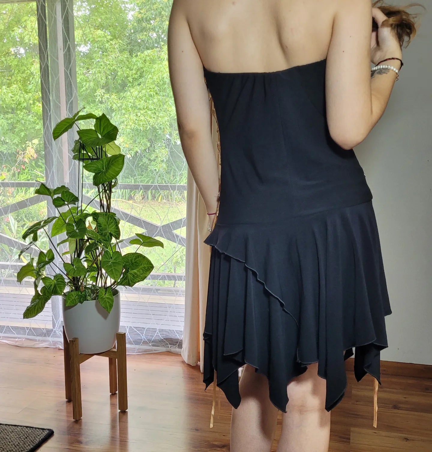 Vintage y2k asymmetrical party dress - black preloved Dress/Strapless dress