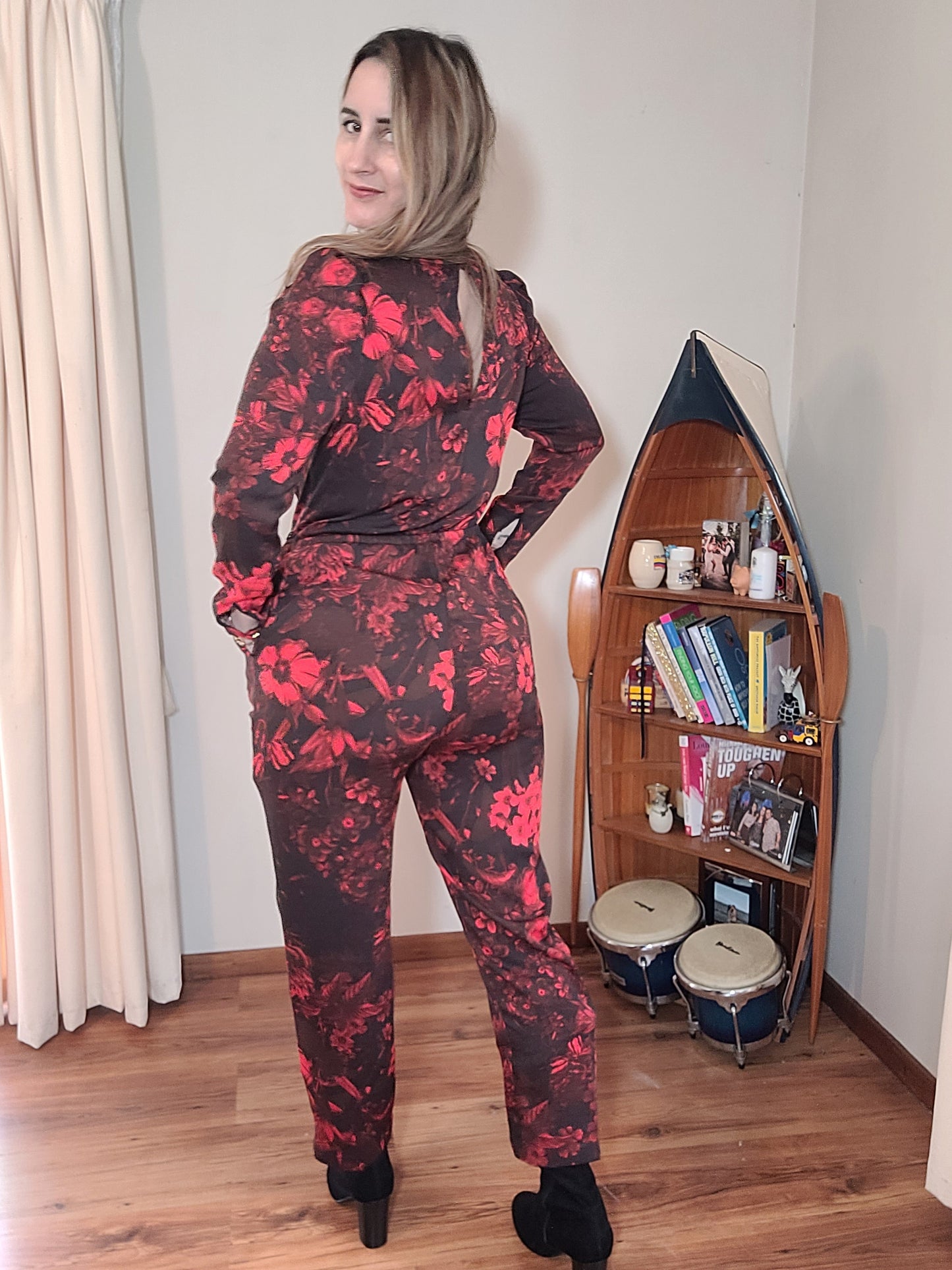 H&M red and black floral jumpsuit - Puff-sleeved jumpsuit