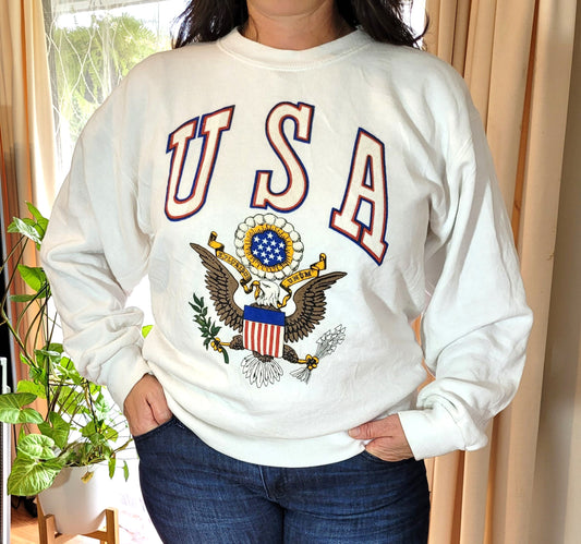 Iconic Retro Style: Vintage USA Sweater - crewneck top