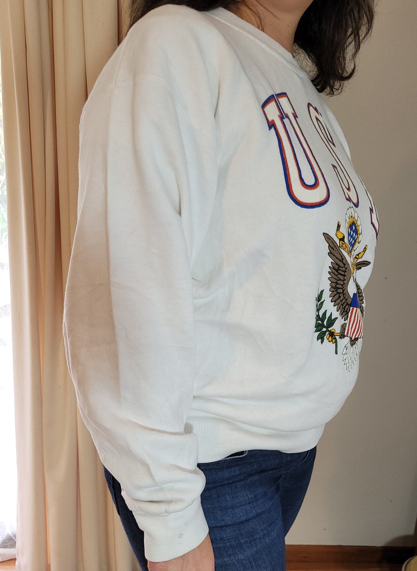 Iconic Retro Style: Vintage USA Sweater - crewneck top