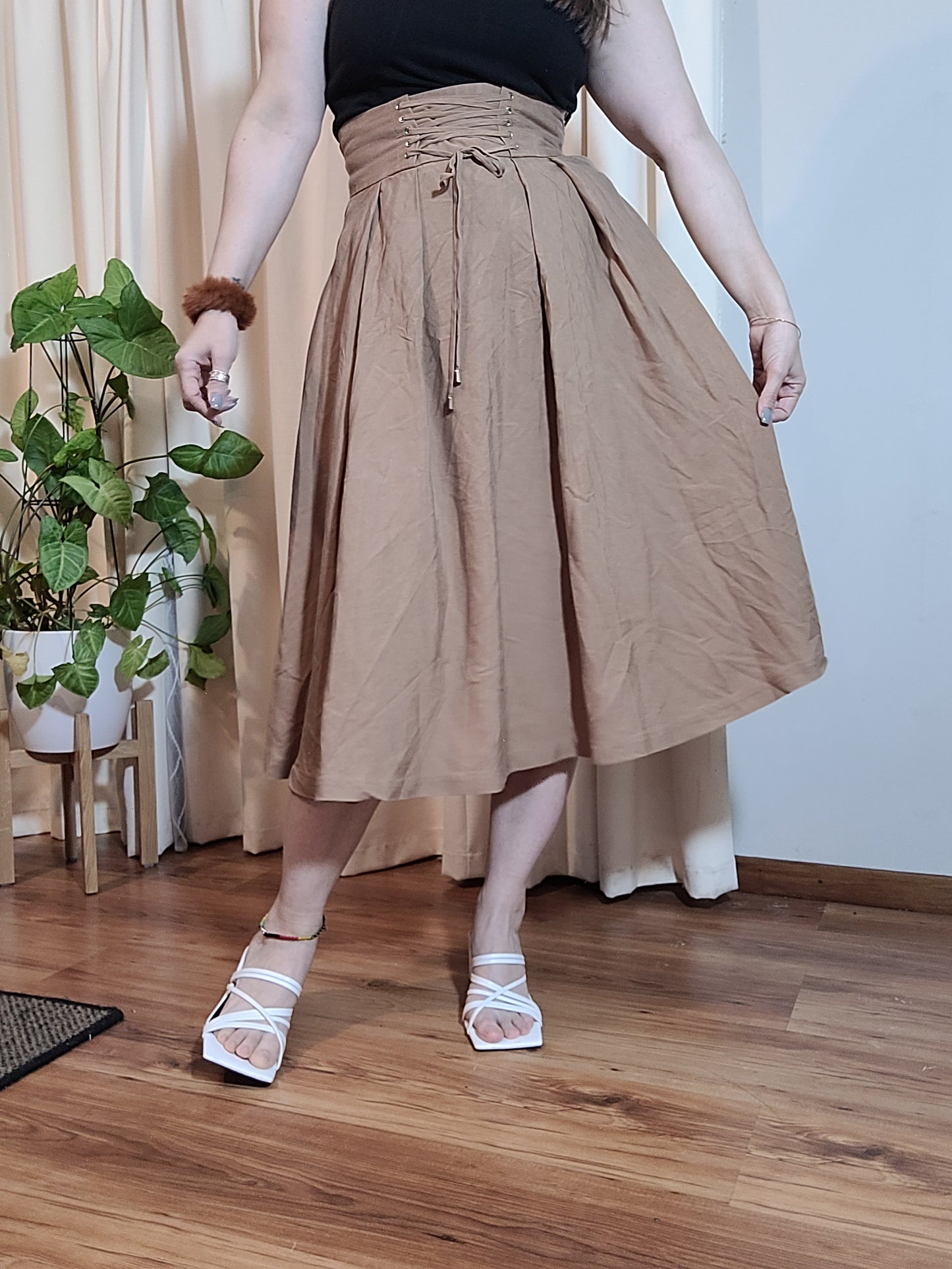 Gorgeous Midi length skirt Brown Skirt