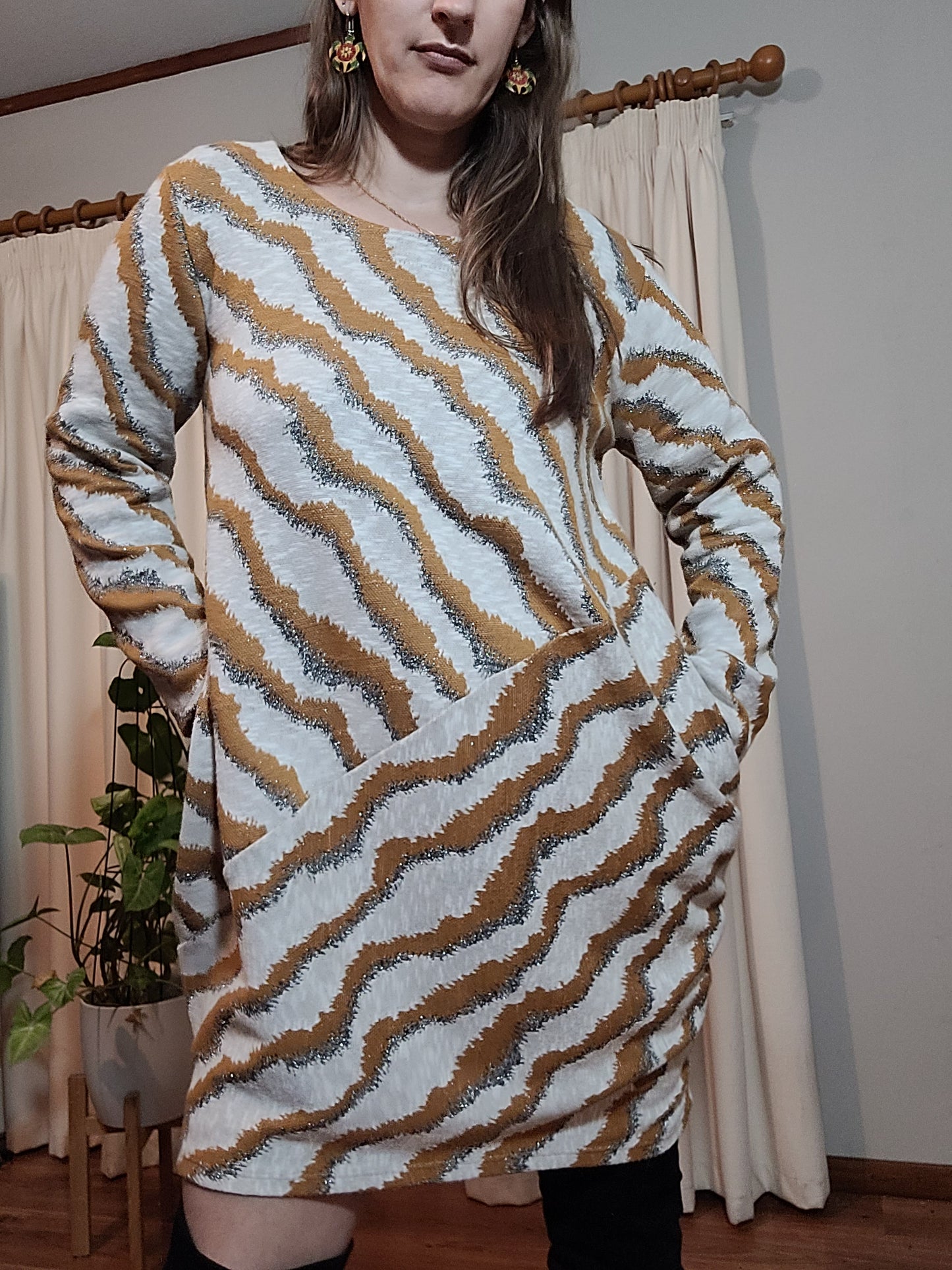 Stunning Zebra Print Preloved Dress. Crewneck Dress