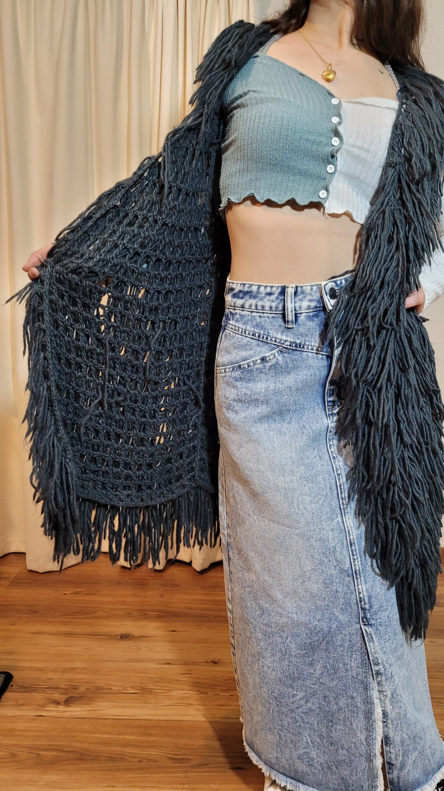 Blu Pepper Yarn Vest Womens Crochet Knit All Over Fringe Swamp Thing