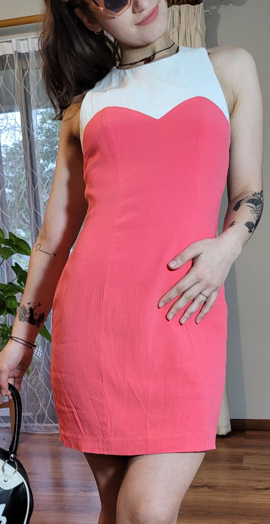 pink dress forever new zipped at back in second hand condition in Auckland