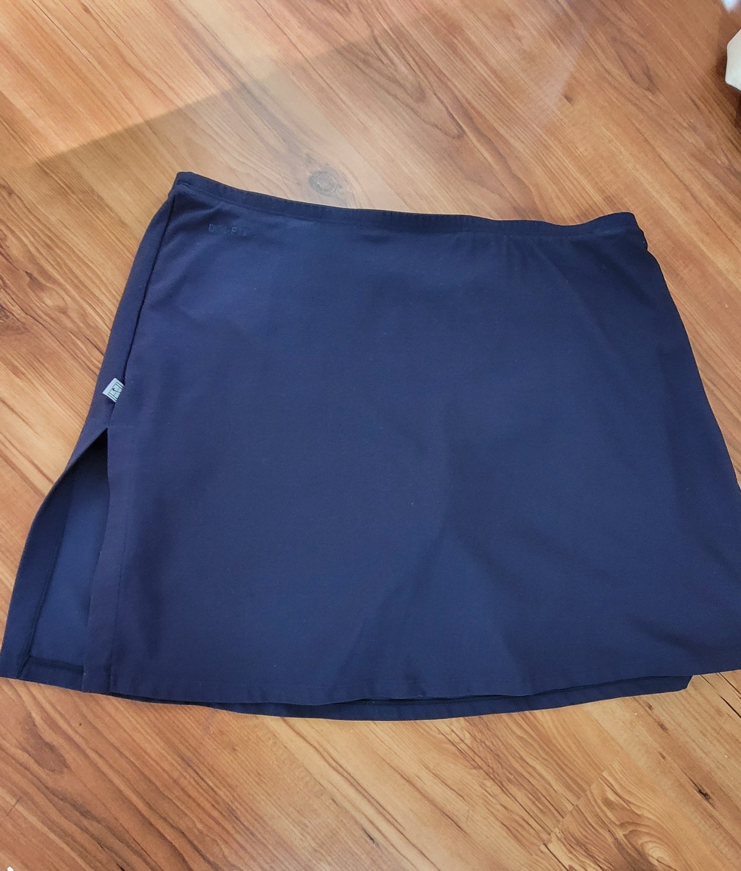 Serve Up Style - Preloved Nike Tenis skirt shorts