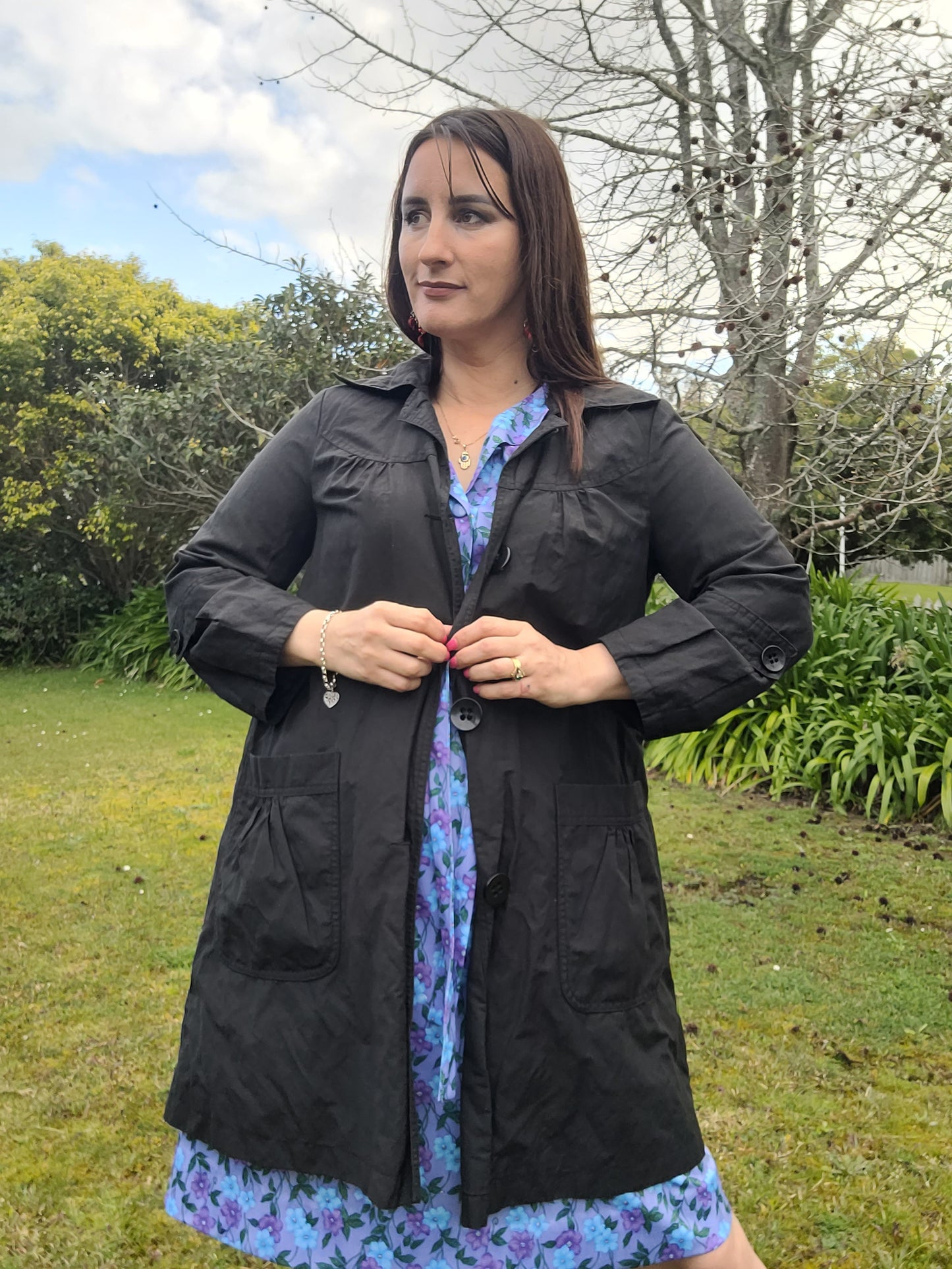 Stylish Comfort: Light Wear Black Parka Coat - Size 10