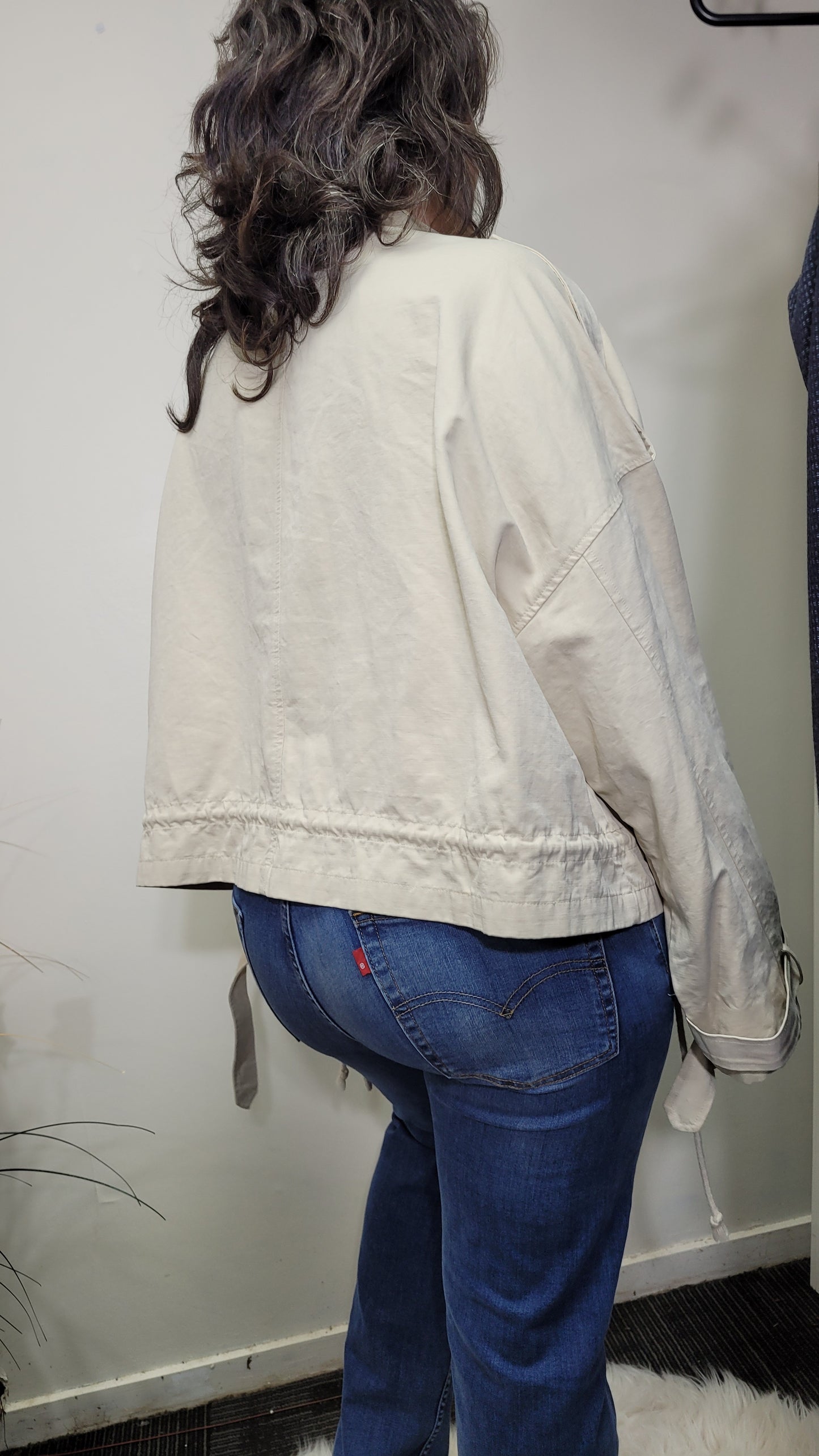 Korean Fashion Delight: Harajuku Style Short Jacket - Plus Size Look