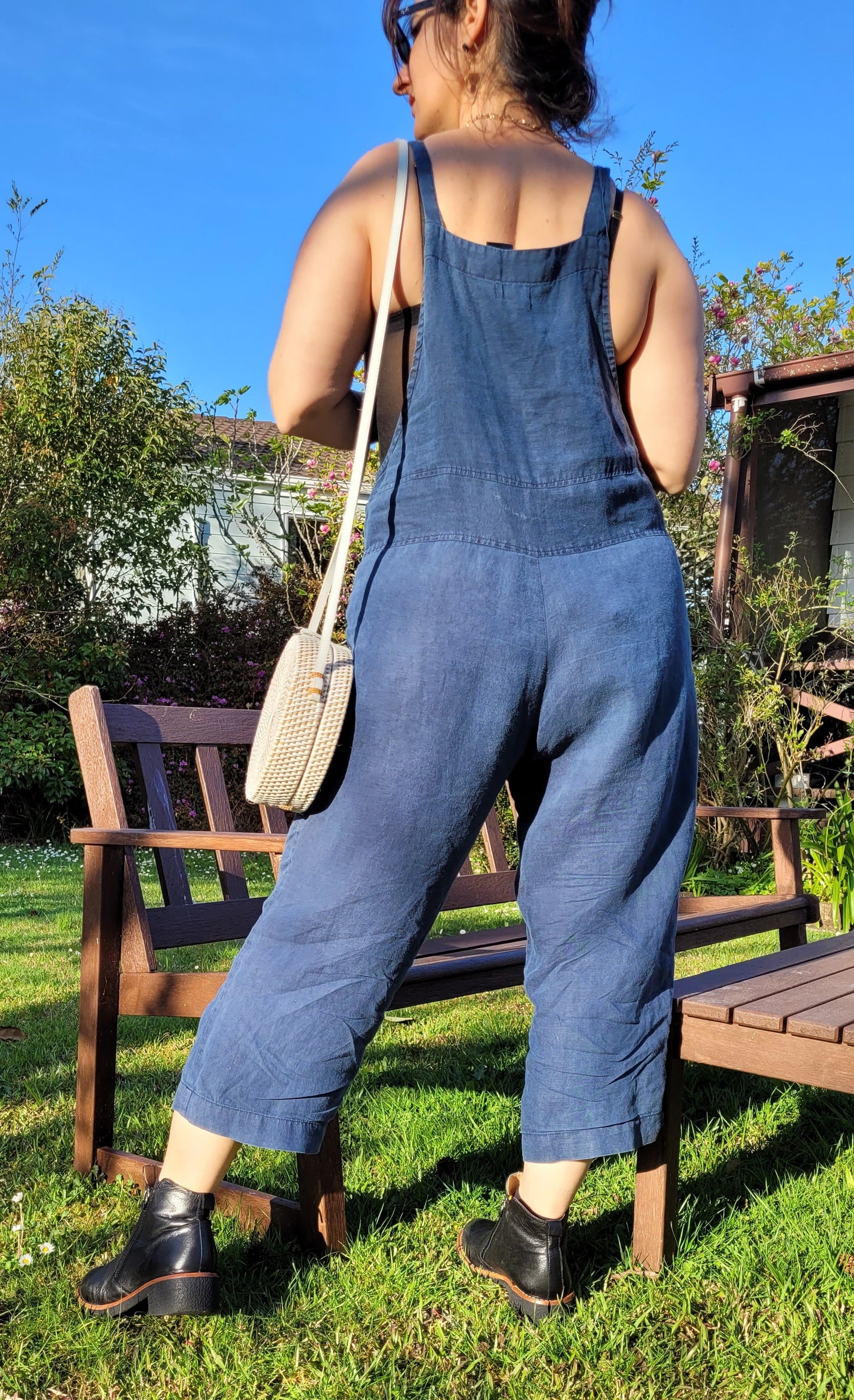 Bohemian Bliss: Handmade Navy Blue Linen Jumpsuit - Second Hand Gem