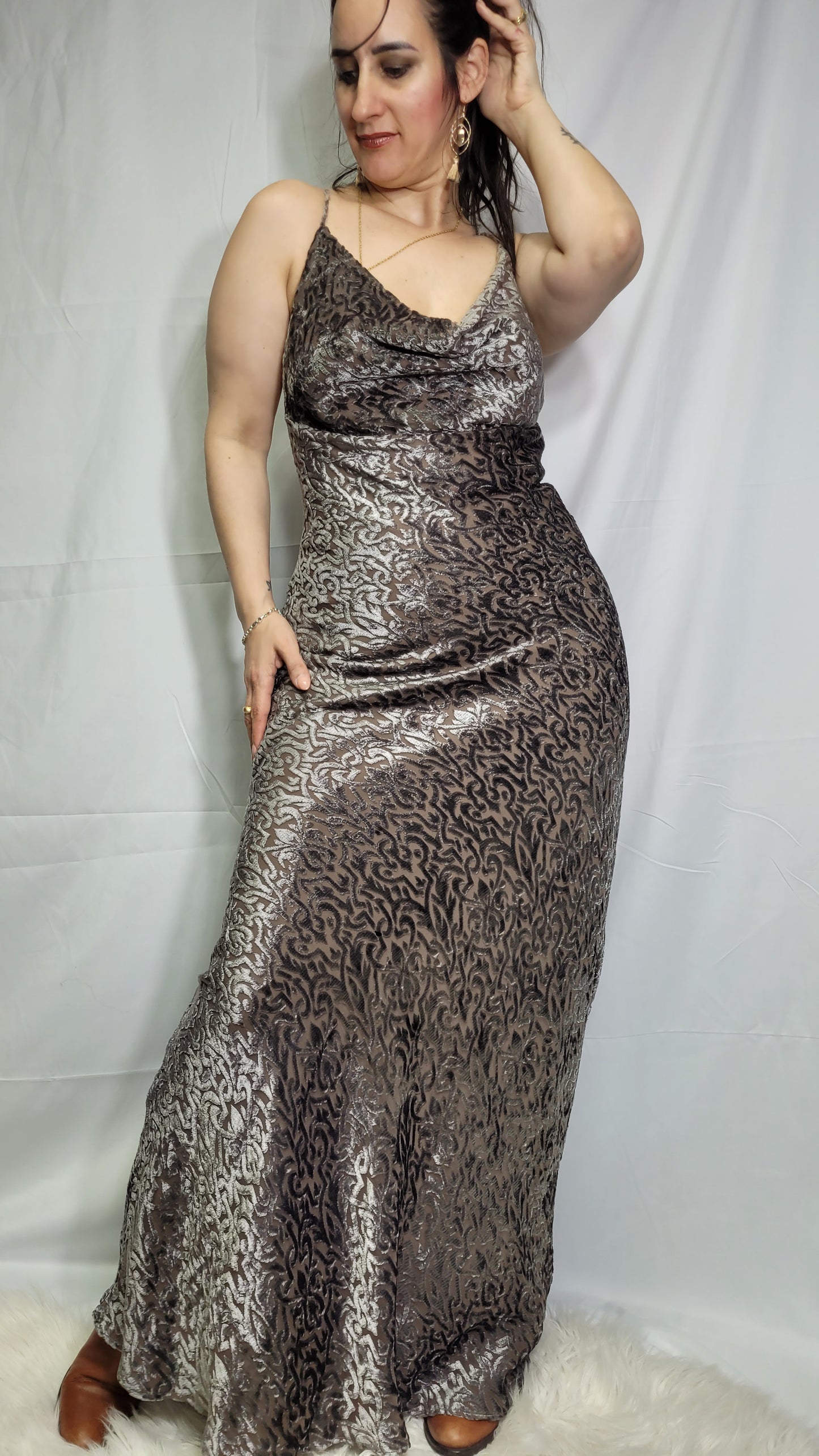 Carla Zampatti SEQUINED GOWN SILVER/GOLD Second Hand dress - Evening Dress Size 12.