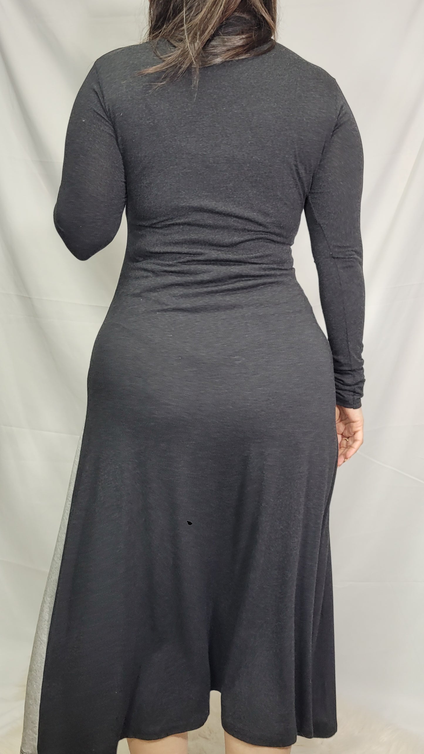 Stunning Dress - Grey and black Ribbed Dress on Younger