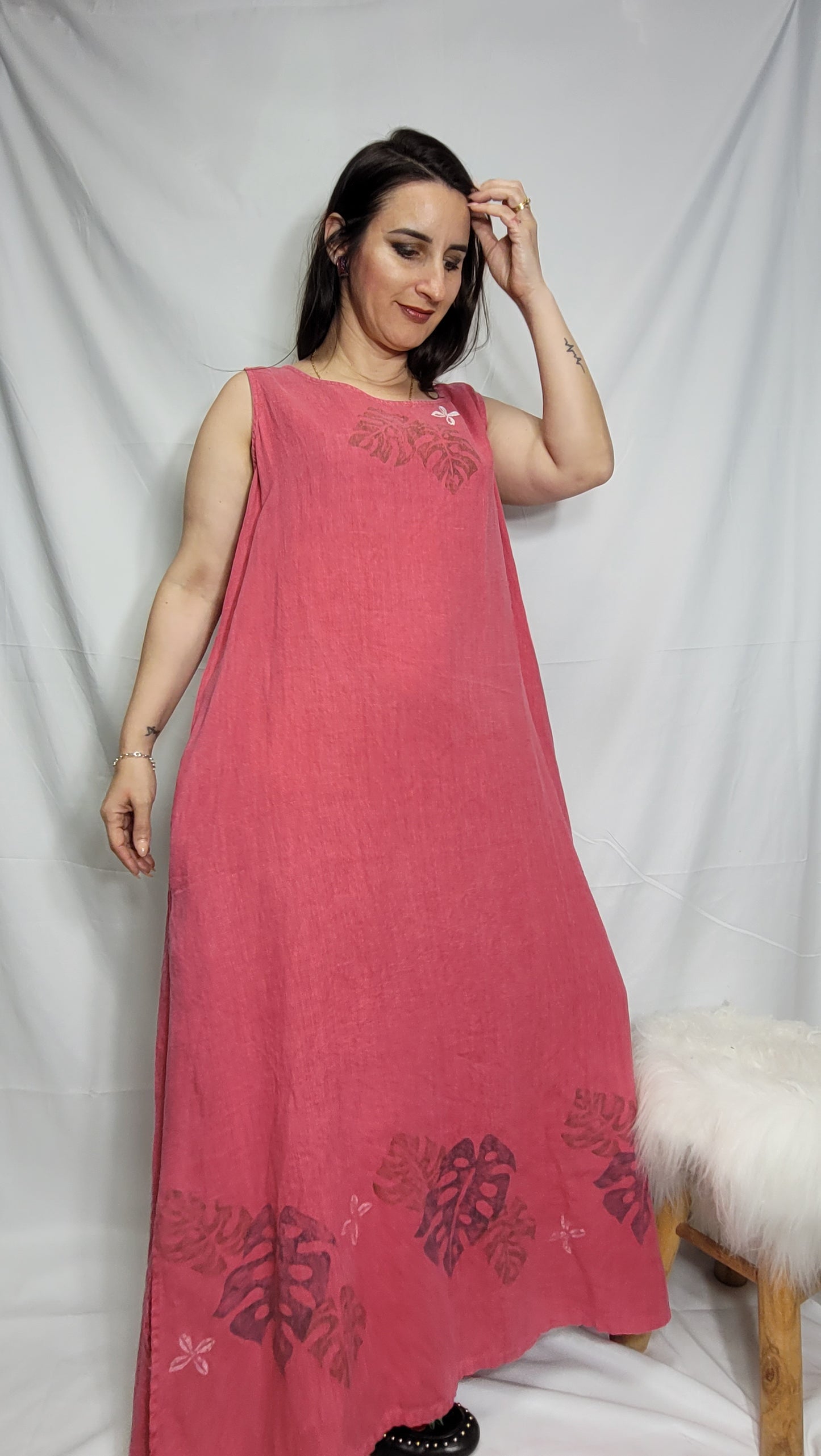 Chic and Comfy: second-hand Linen Pink Maxi Dress, Size XL