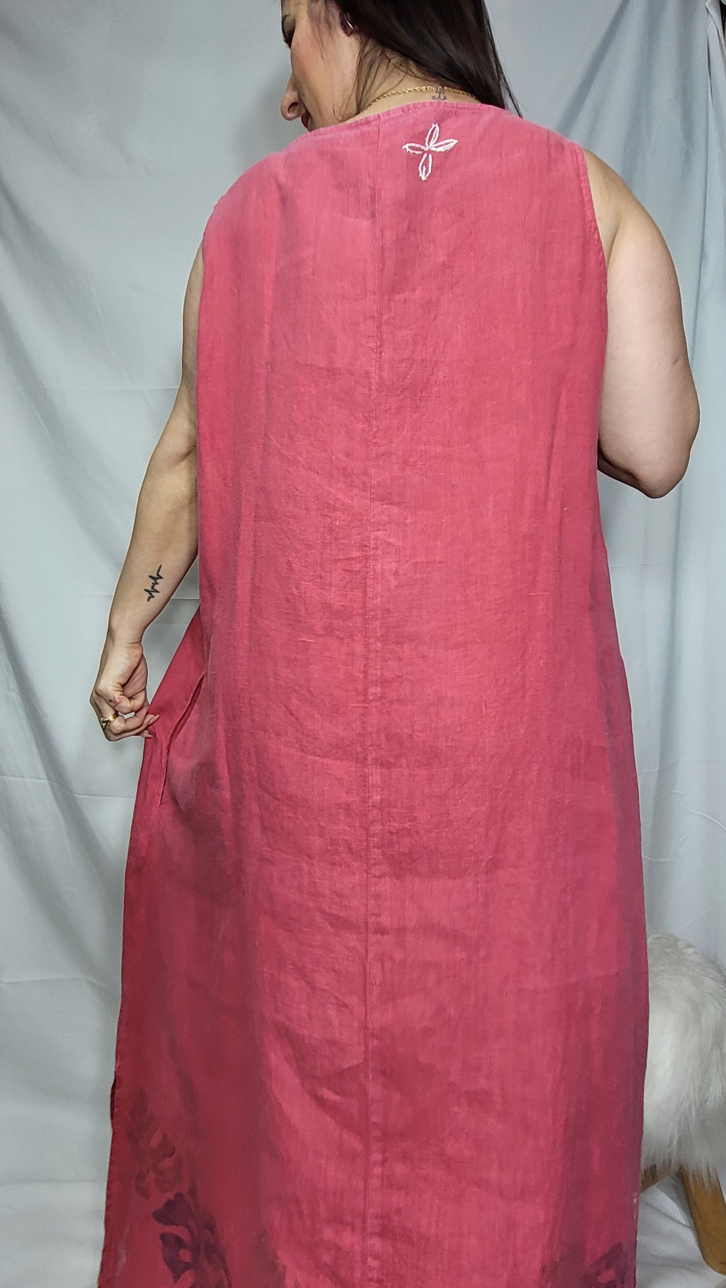 Chic and Comfy: second-hand Linen Pink Maxi Dress, Size XL