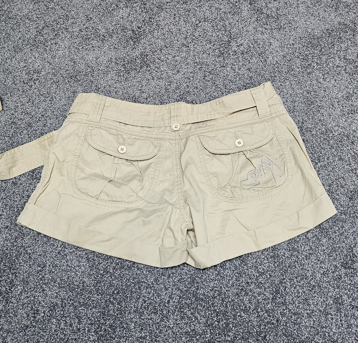 Stunning Cargo Roxy shorts size 10 - Preloved Roxy shorts